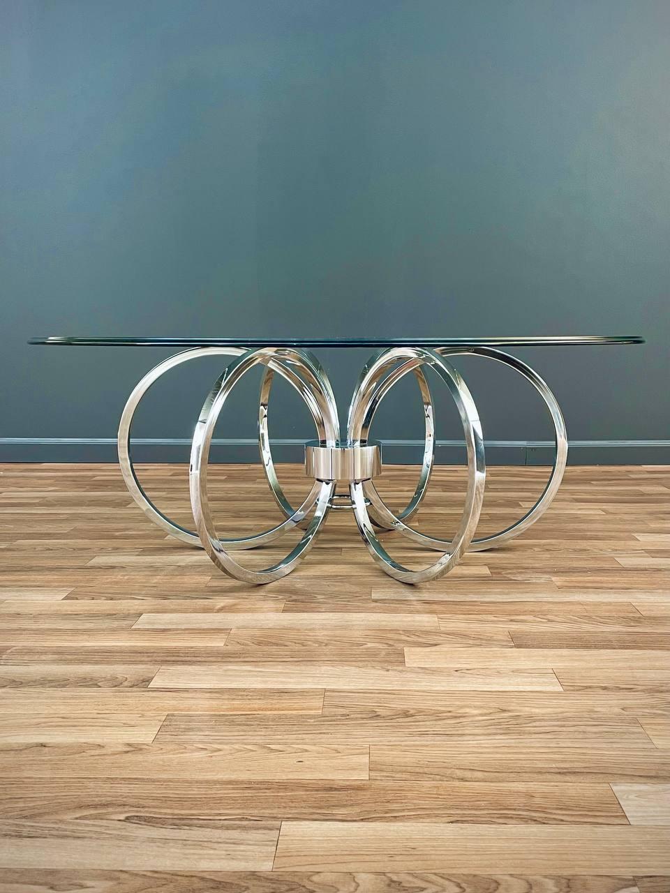 Américain Table basse chromée et verre moderne du milieu du siècle dernier en vente
