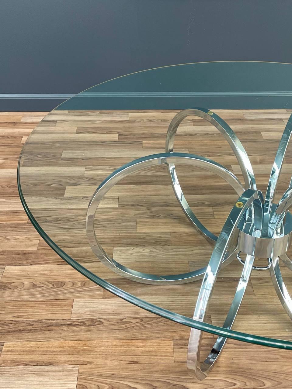 Verre Table basse chromée et verre moderne du milieu du siècle dernier en vente