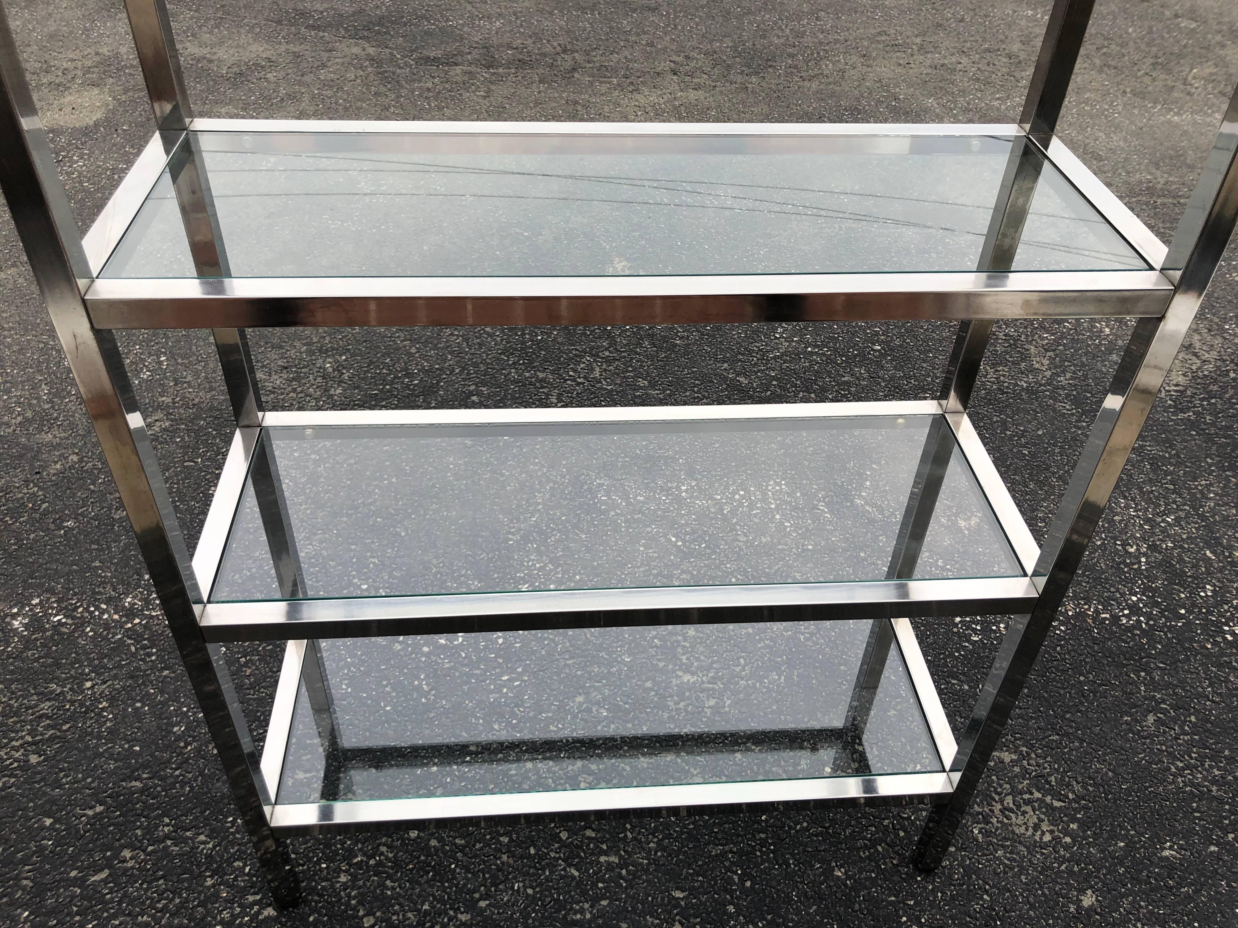 Mid-Century Modern Chrome Étagère In Good Condition In Redding, CT