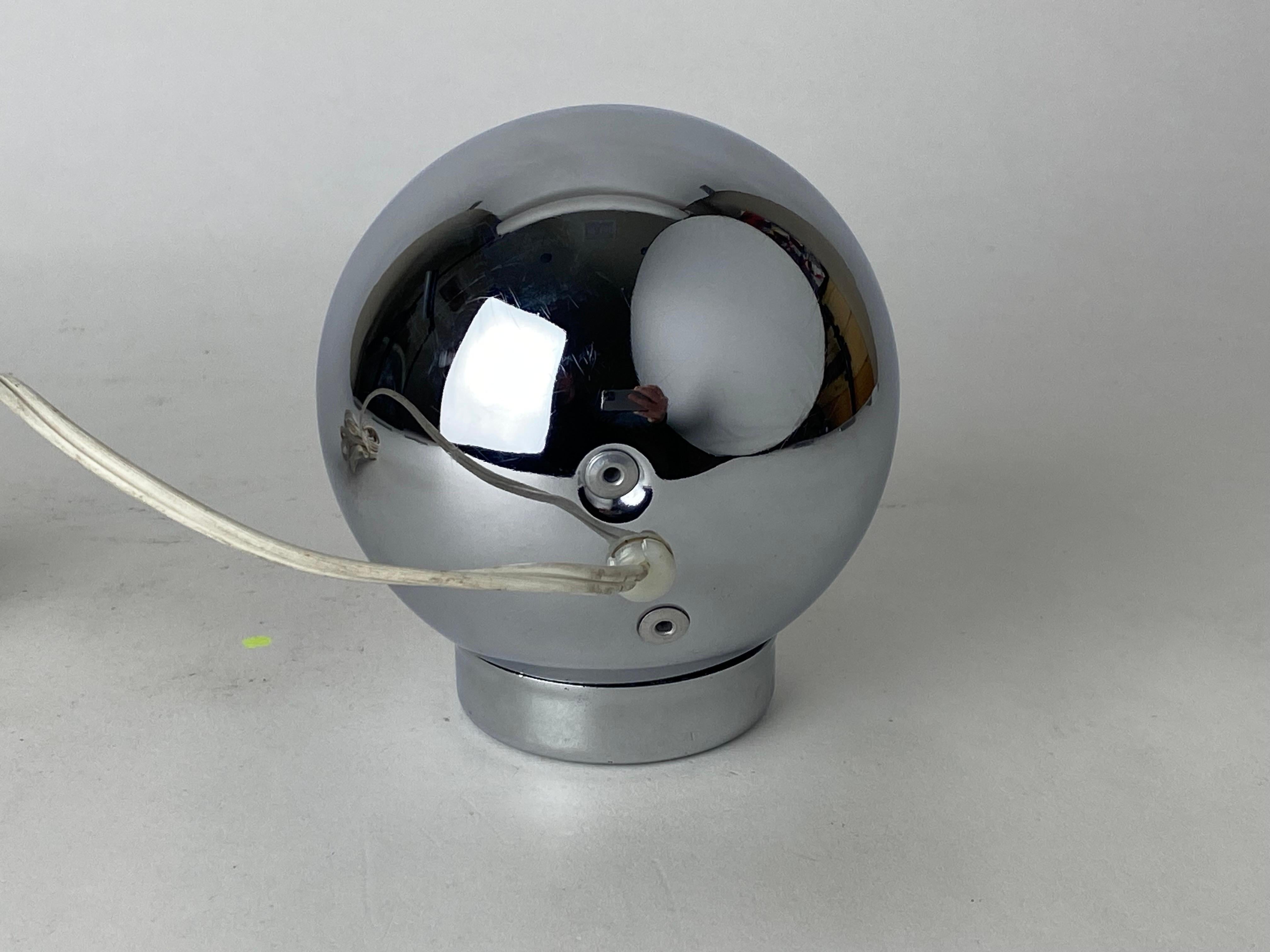 Late 20th Century Mid-Century Modern Chrome Eyeball Table Lamp