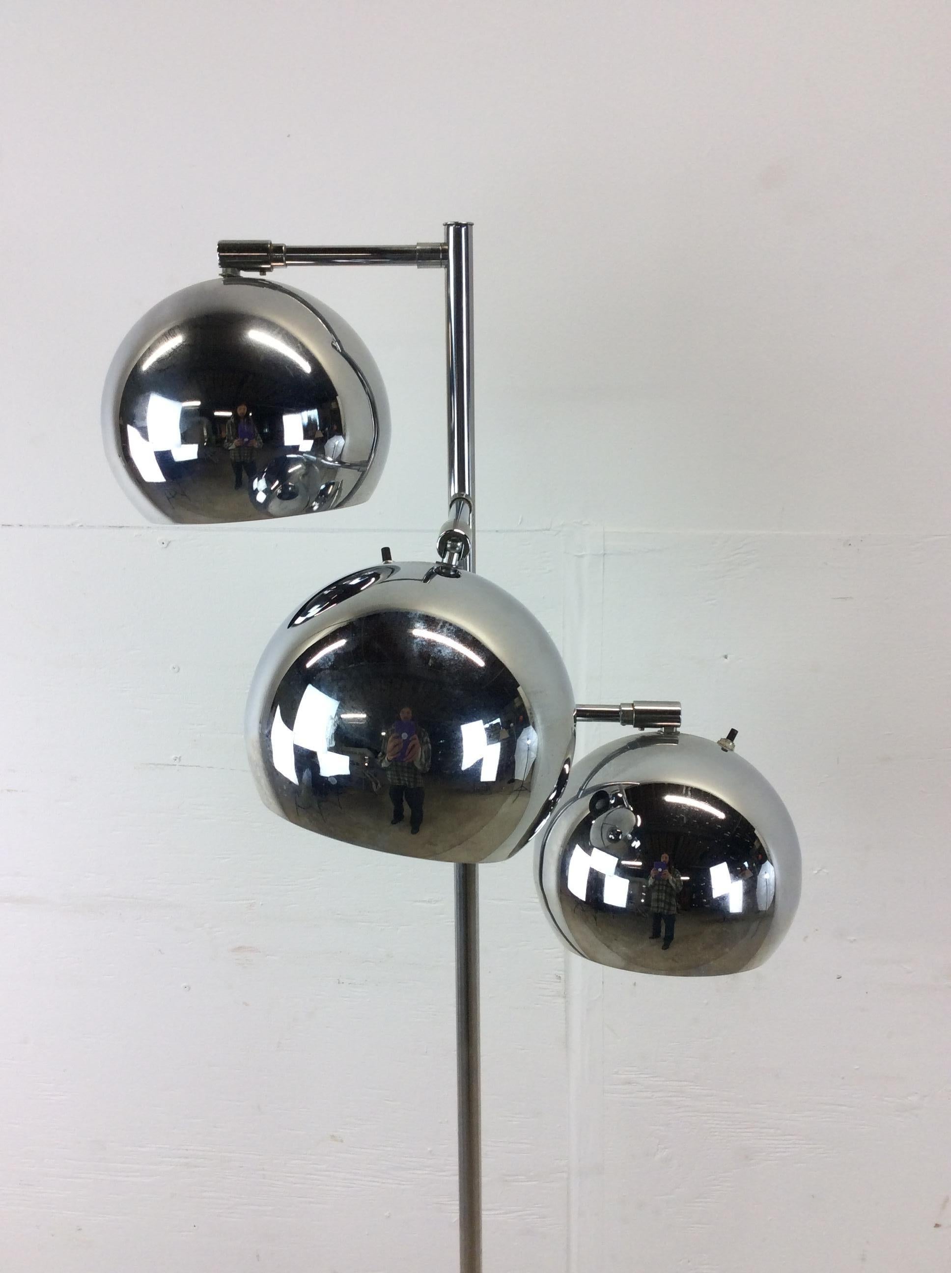 20th Century Mid Century Modern Chrome Floor Lamp with 3 Globes Sonneman For Sale