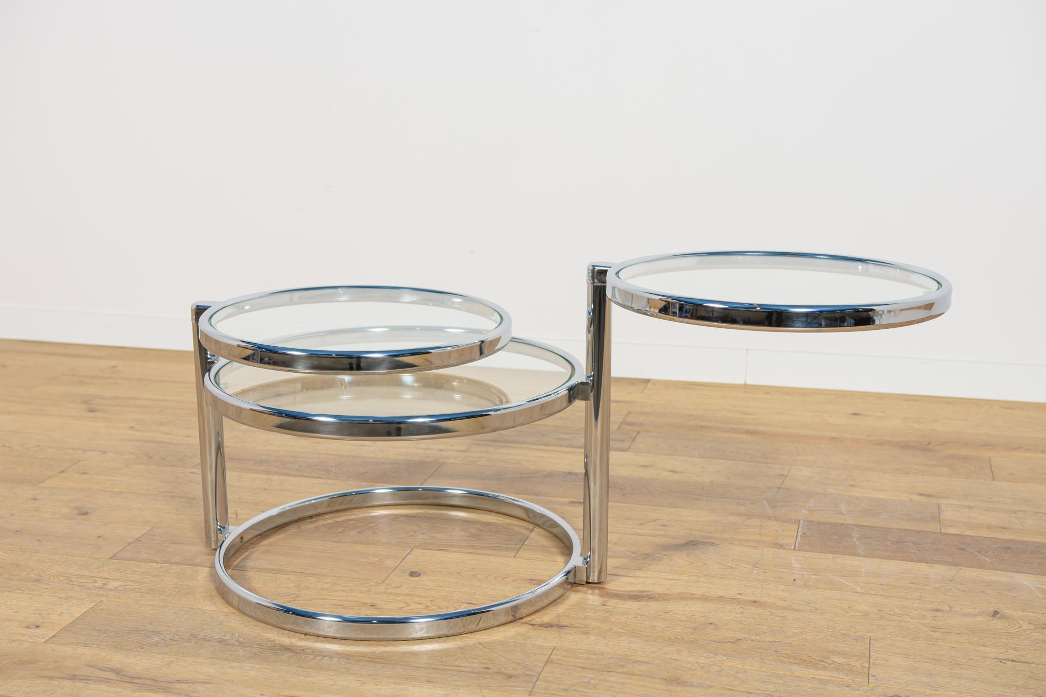 Moderner Couchtisch aus Chrom und Glas von Milo Baughman, Vereinigte Staaten, Mitte des Jahrhunderts. im Angebot 4