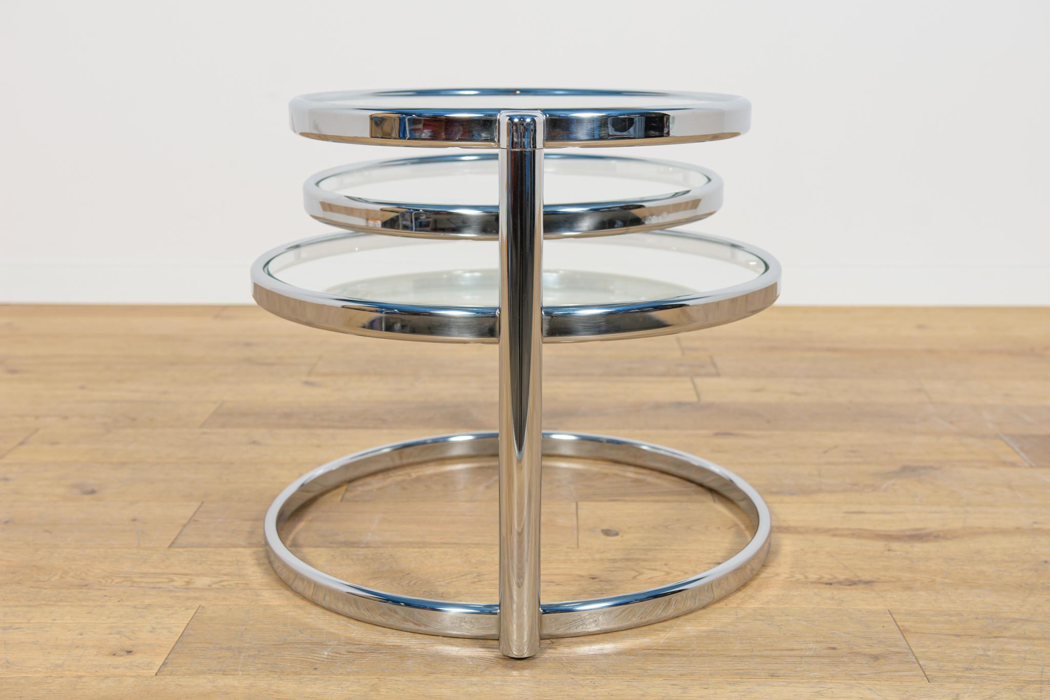 Moderner Couchtisch aus Chrom und Glas von Milo Baughman, Vereinigte Staaten, Mitte des Jahrhunderts. im Angebot 6
