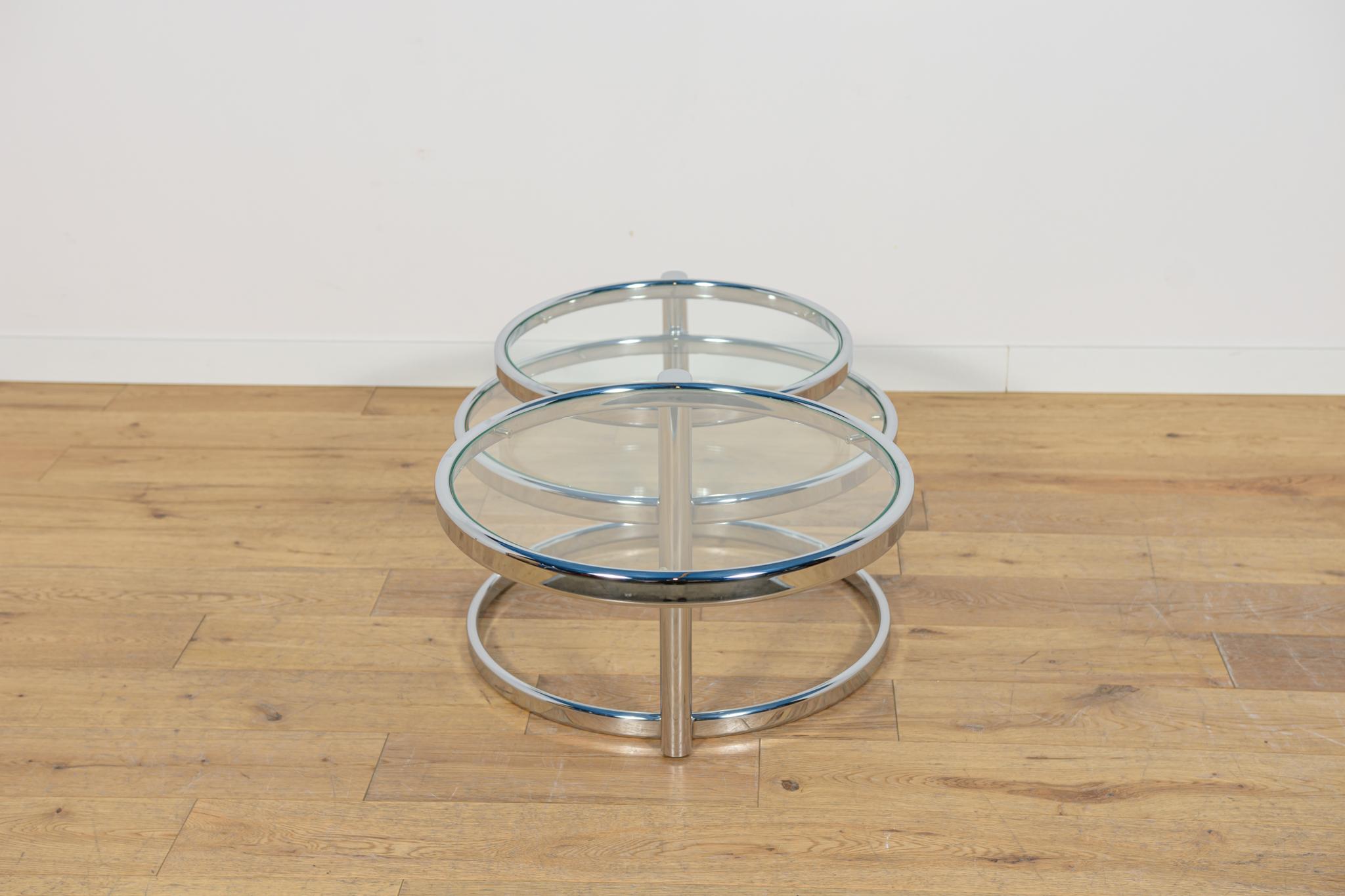 Moderner Couchtisch aus Chrom und Glas von Milo Baughman, Vereinigte Staaten, Mitte des Jahrhunderts. im Angebot 8