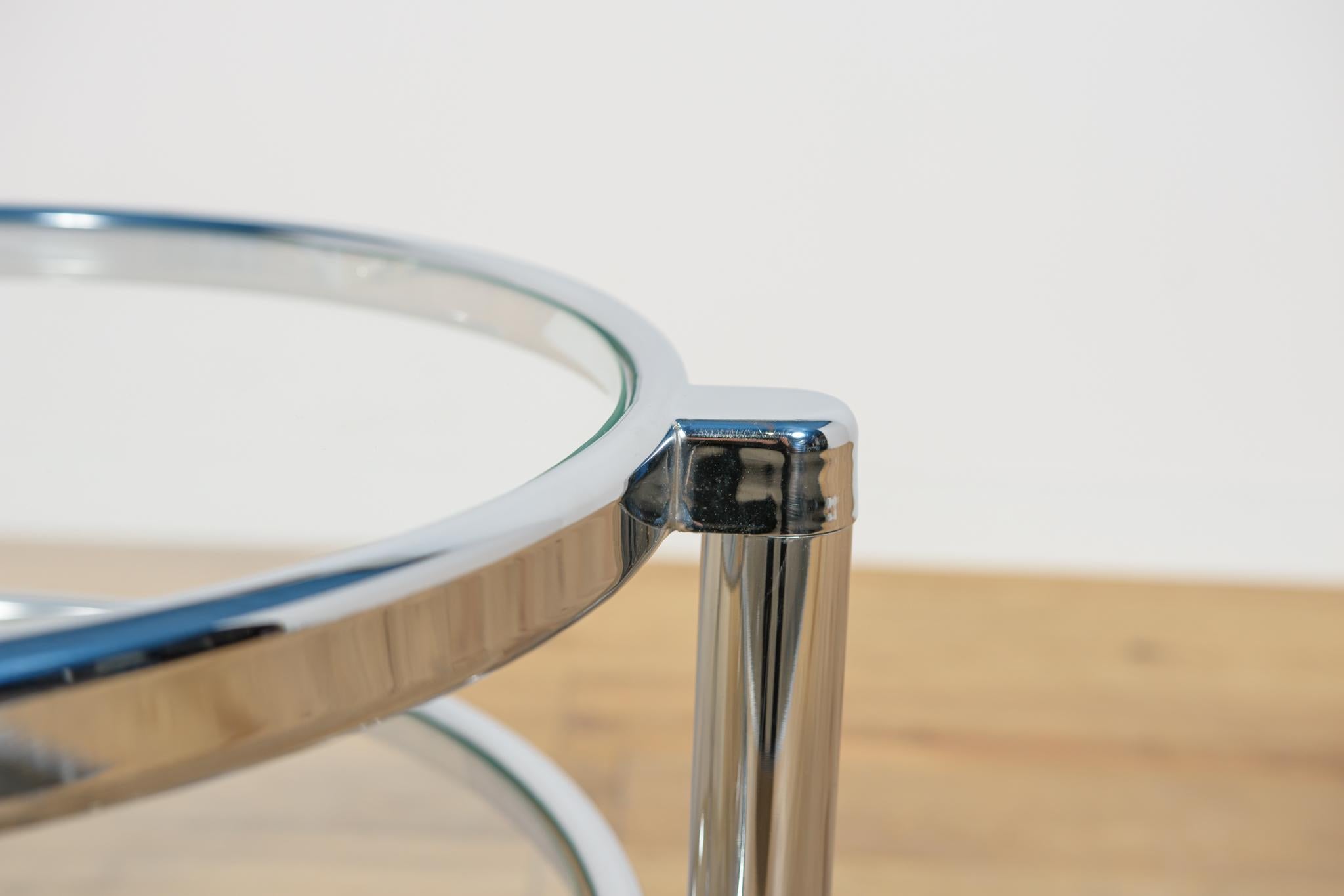 Moderner Couchtisch aus Chrom und Glas von Milo Baughman, Vereinigte Staaten, Mitte des Jahrhunderts. im Angebot 12