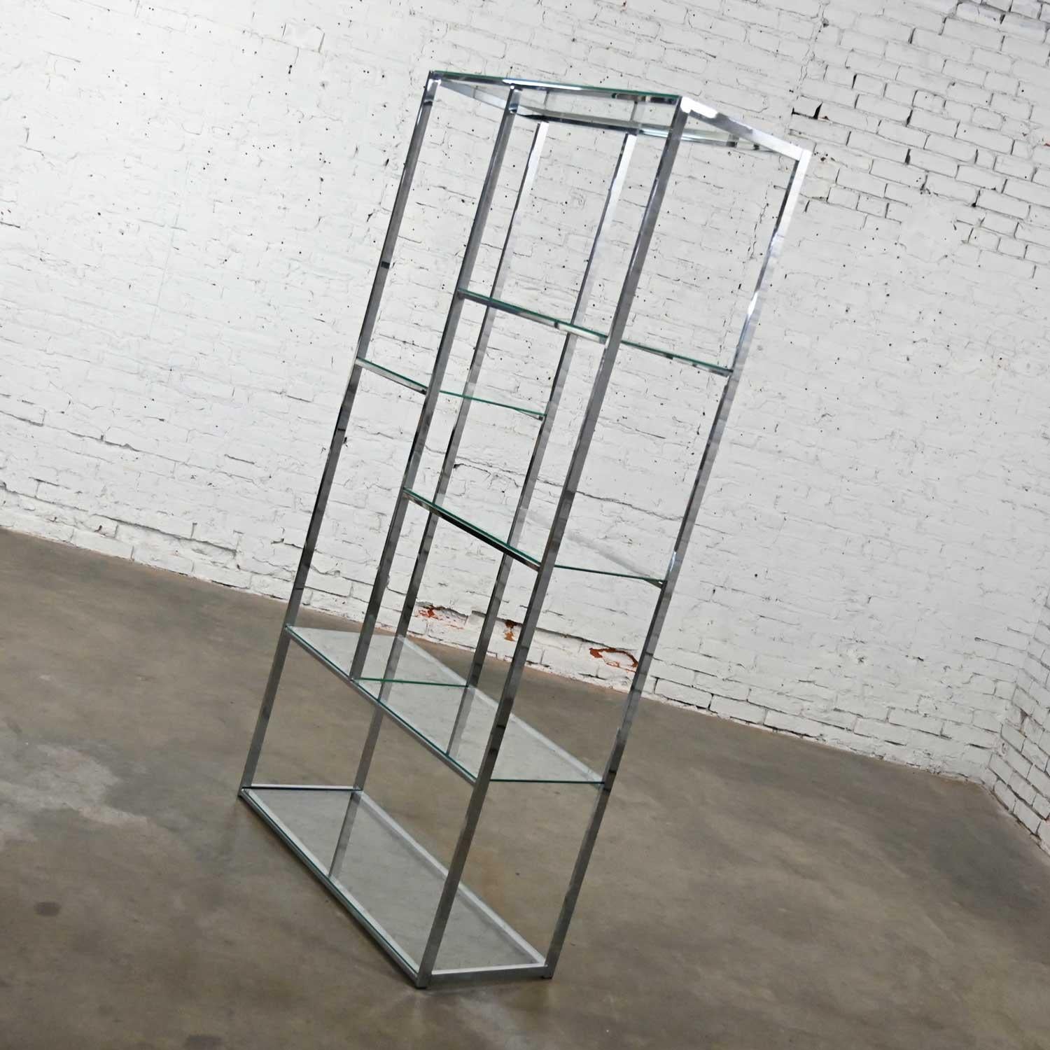 Mid-Century Modern Chrome & Glass Etagere Mondrian Style Shelf Placement For Sale 1