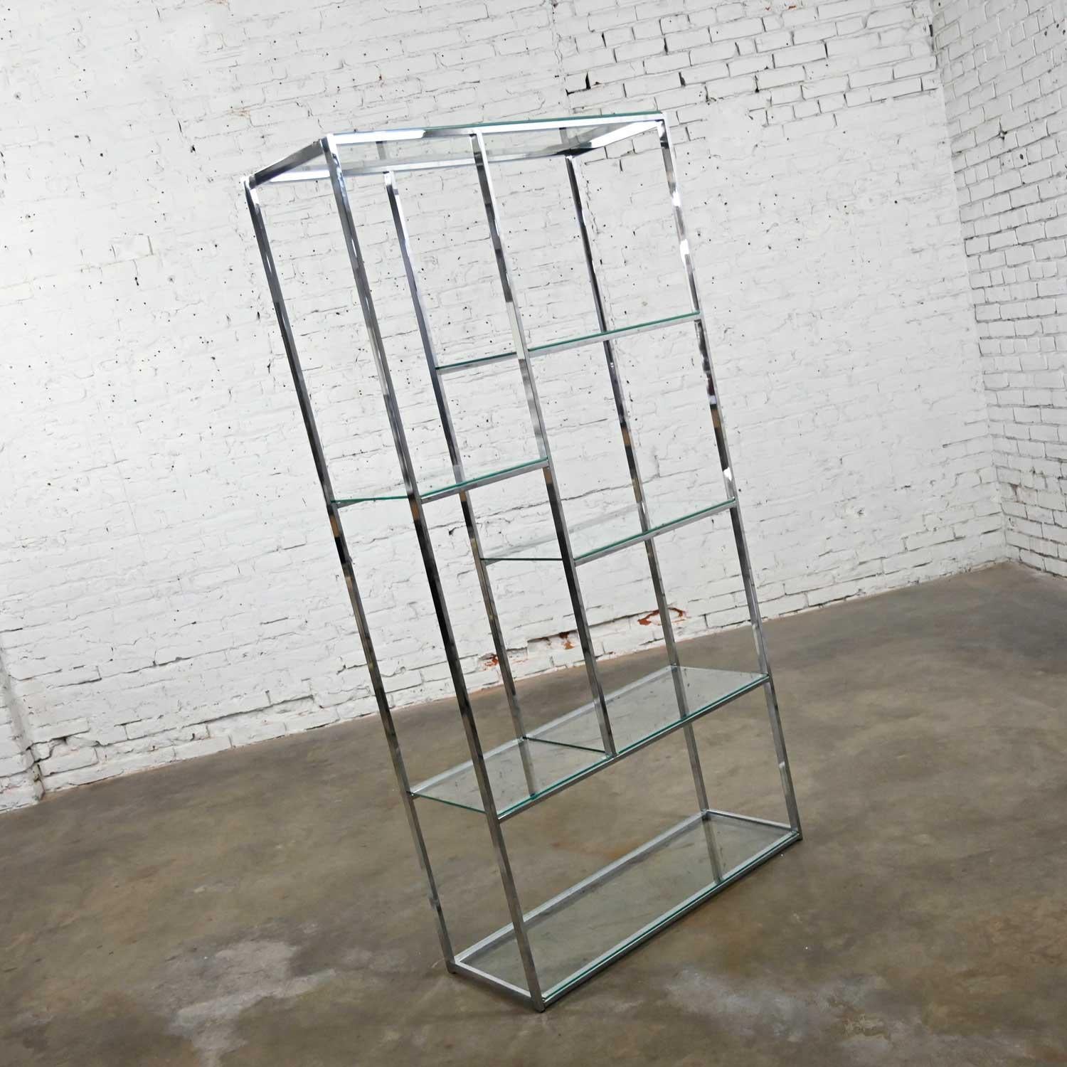 Mid-Century Modern Chrome & Glass Etagere Mondrian Style Shelf Placement For Sale 3