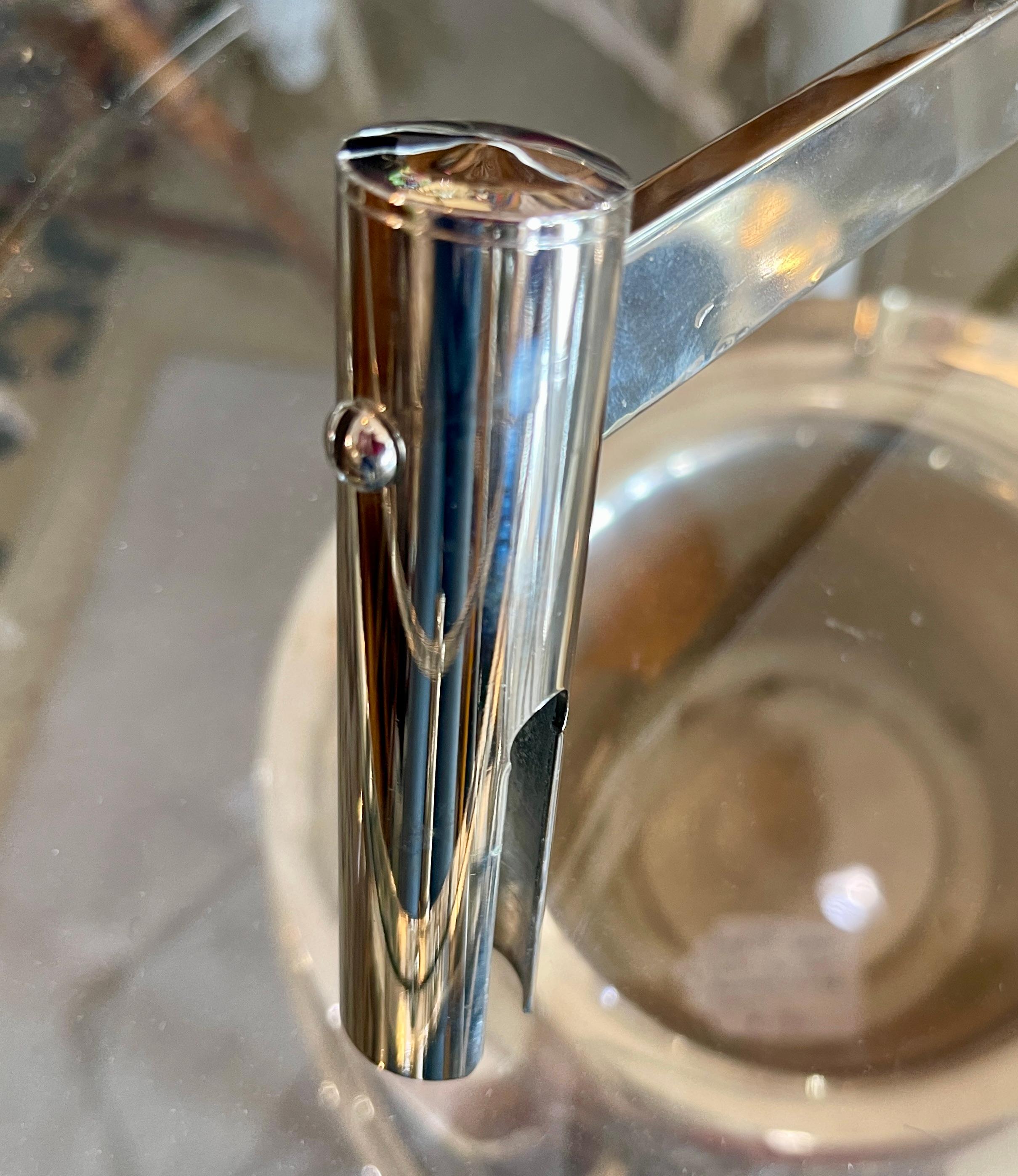 Chariot de bar à deux niveaux, en chrome et verre, Italie en vente 8