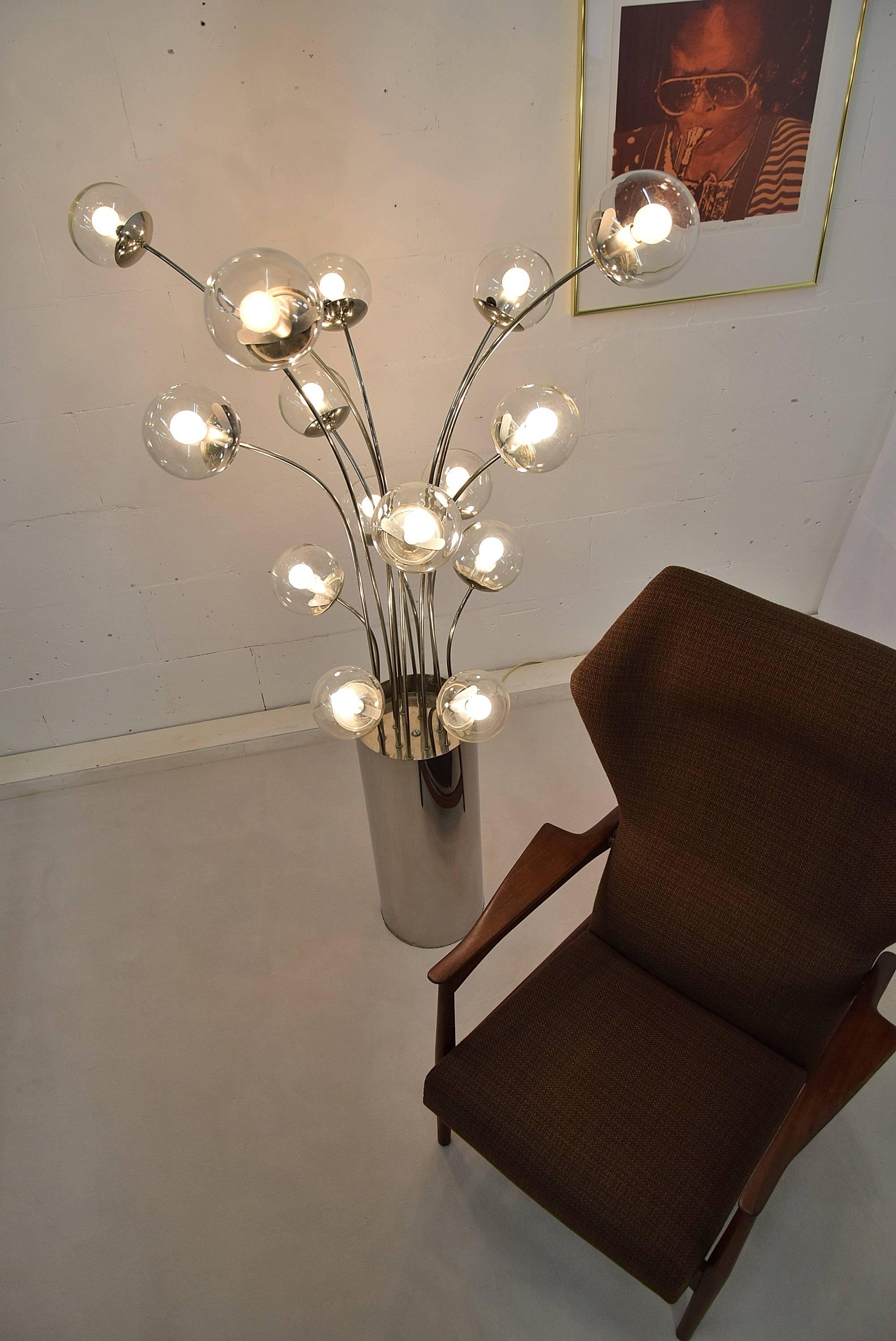 Mid-Century Modern Chrome Italian Floor Lamp For Sale 2