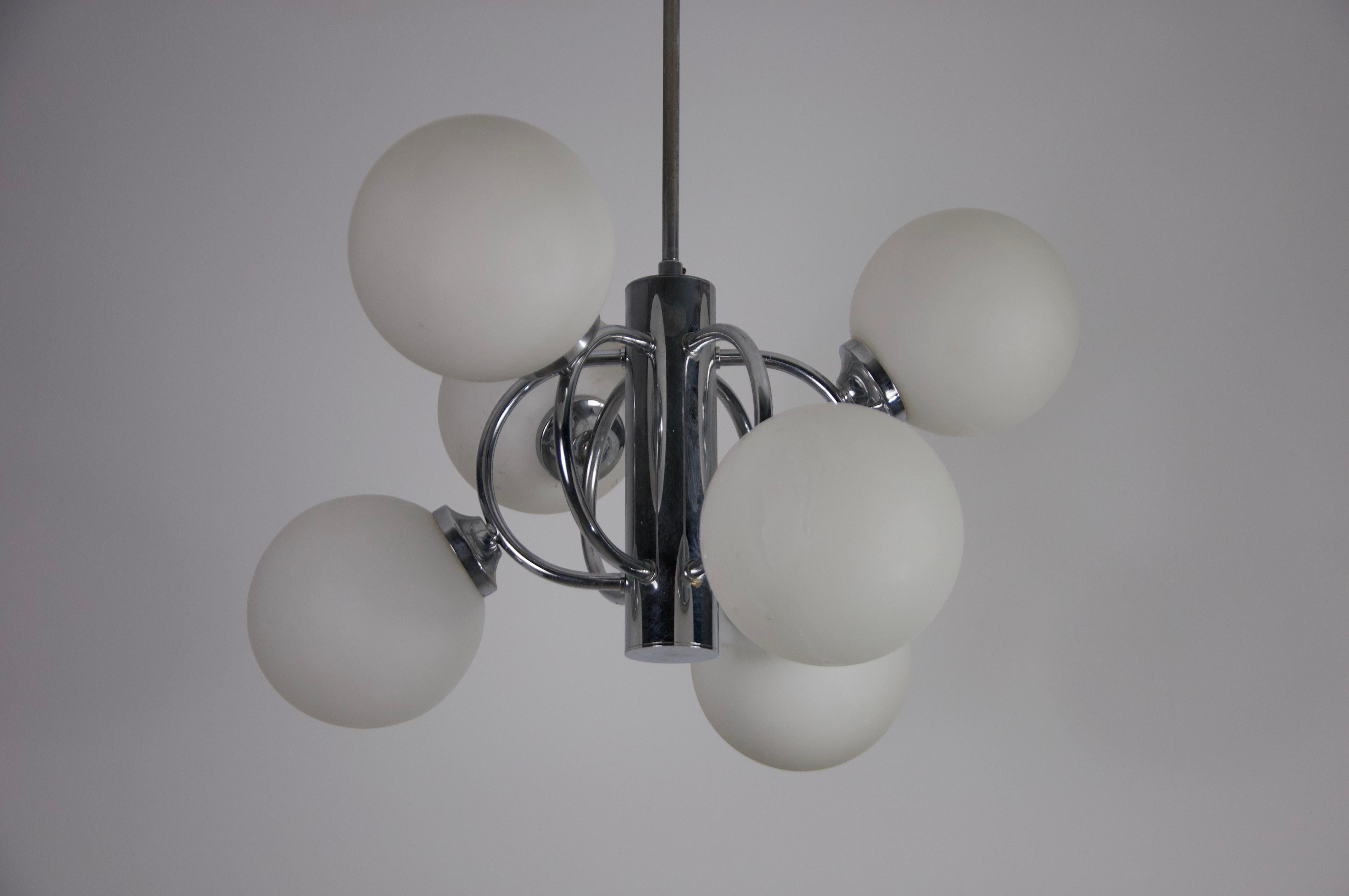 Mid-Century Modern Chrome Kaiser 6-Arm Space Age Chandelier, Germany, 1960s For Sale 1