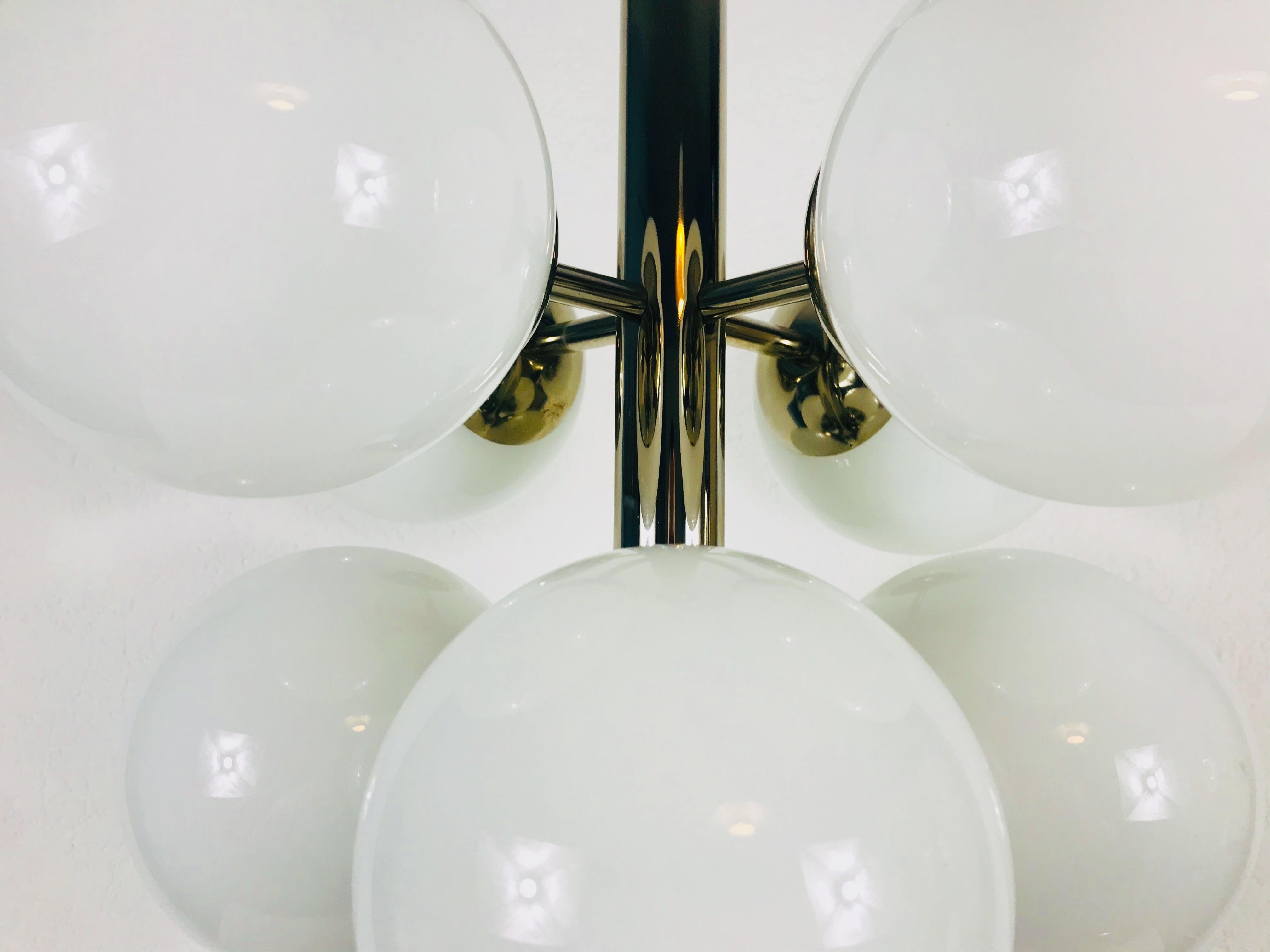Metà XX secolo Lampadario a 9 bracci Modern Age Kaiser, 1960, Germania in vendita