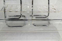 Barra de Lucite Cromada Moderna de Mitad de Siglo con Dos Taburetes de Bar