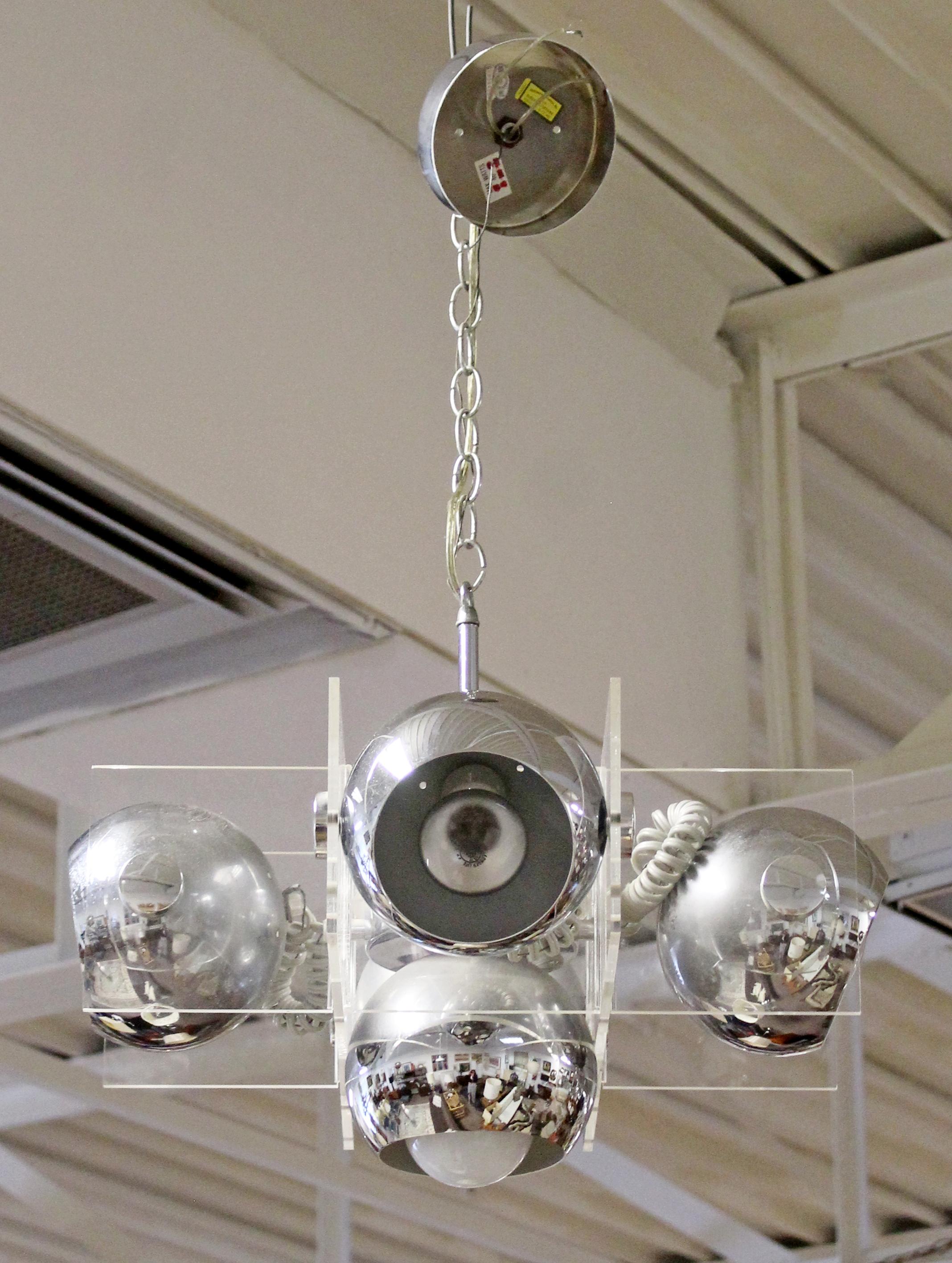 Late 20th Century Mid-Century Modern Chrome Lucite Cubic Light Fixture Chandelier, 1970s