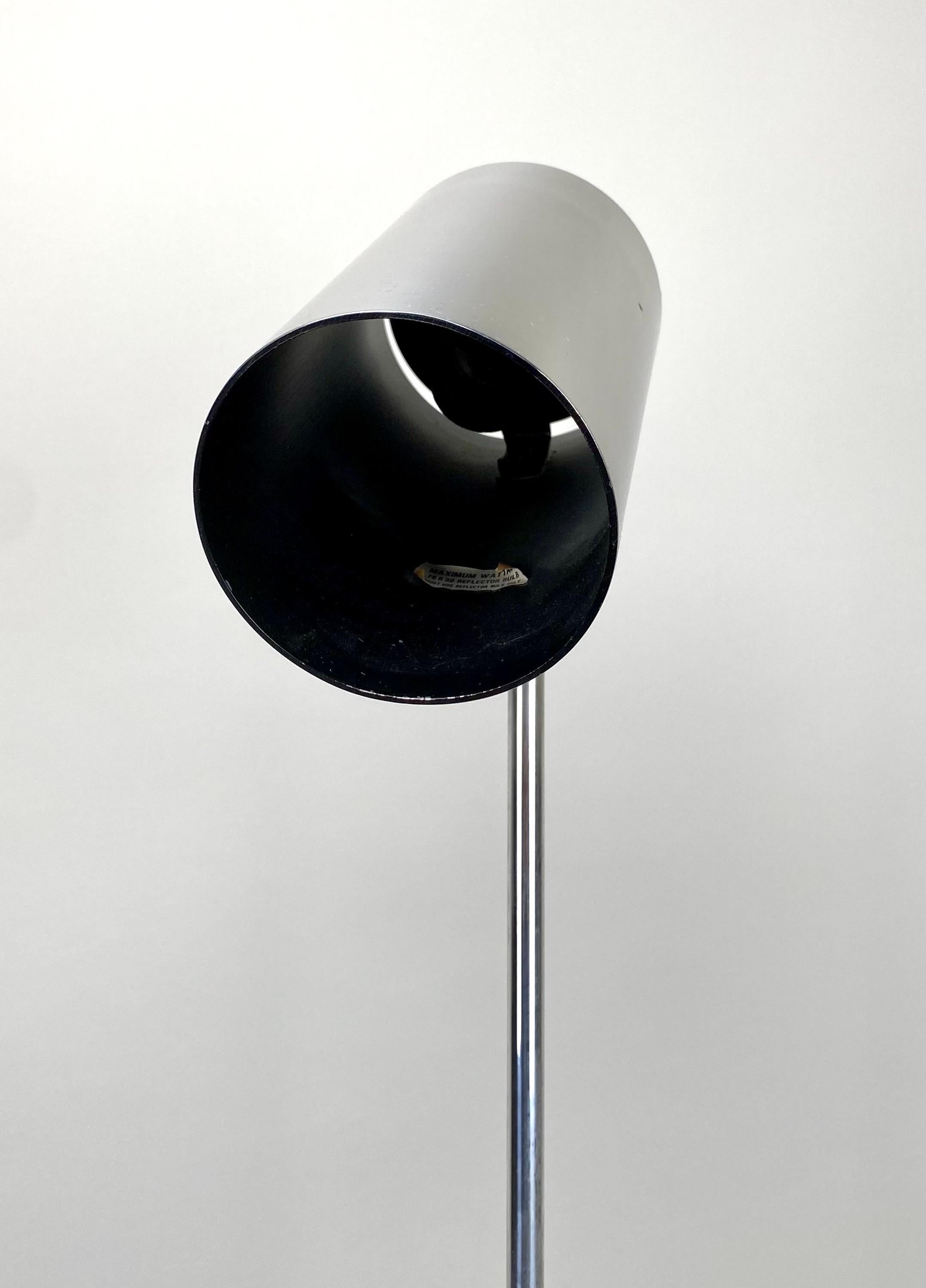 Base en chrome et marbre mi-siècle moderne à la manière de George Kovacs en vente 4