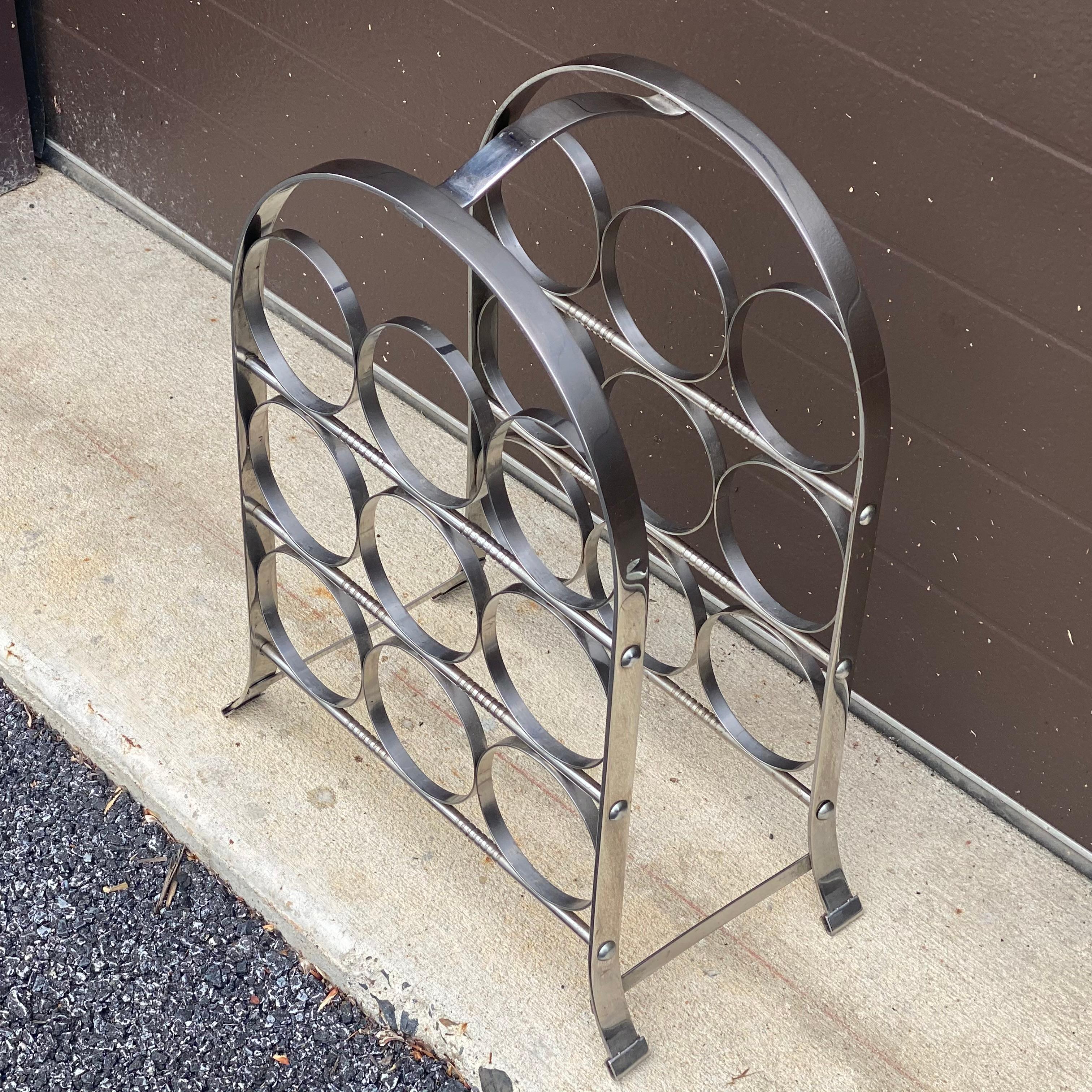 Mid-Century Modern Chrome Nine Bottle Tabletop Wine Rack In Good Condition For Sale In West Chester, PA