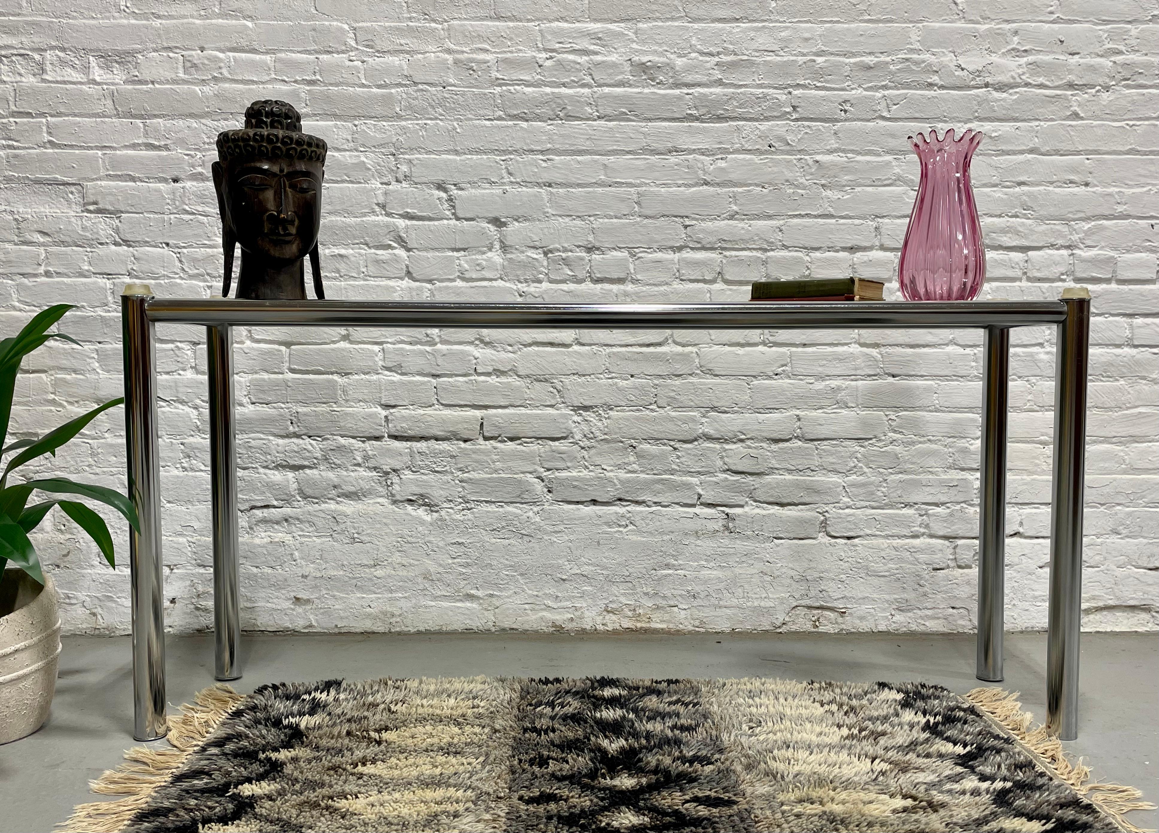 Mid Century MODERN Chrome + Smoked Glass CONSOLE TABLE, c. 1960's in vendita 3
