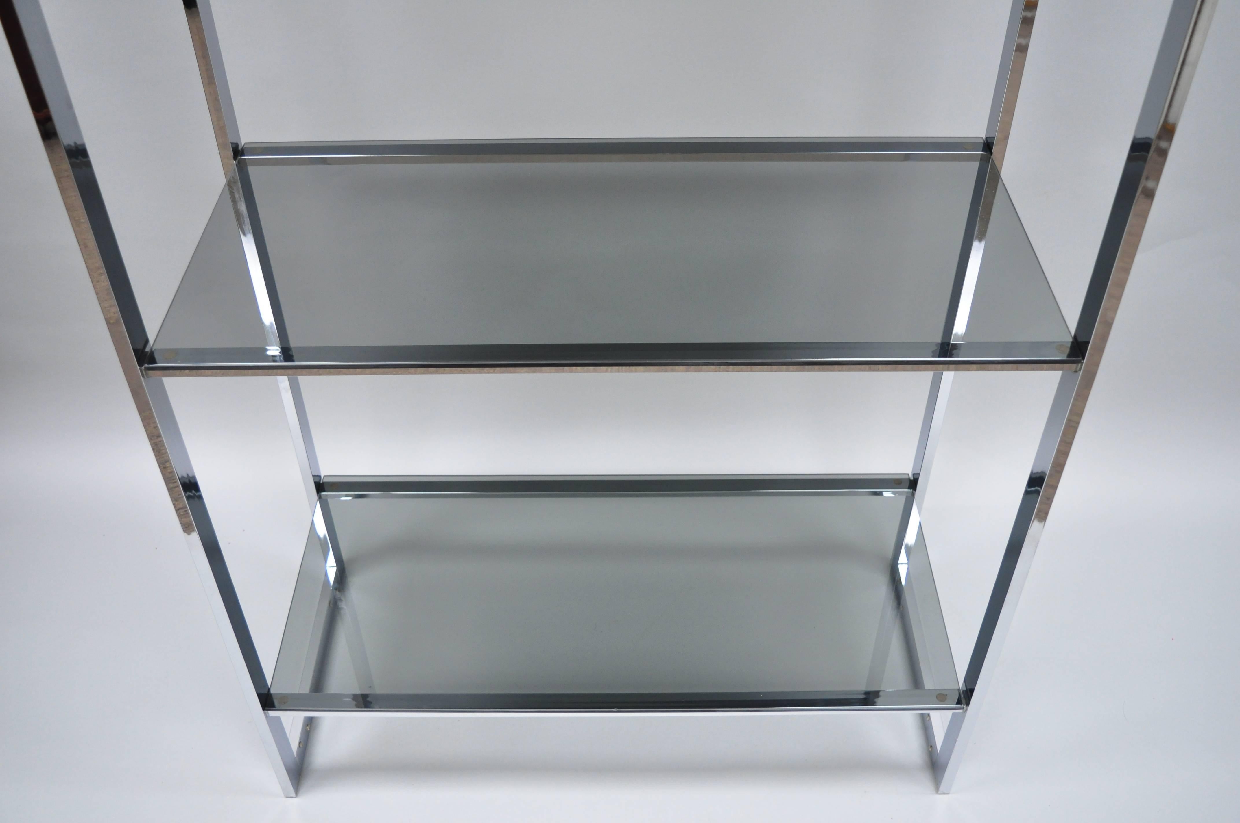 Mid-Century Modern Chrome Smoked Glass Étagère Bookcase Shelf Baughman Style In Good Condition For Sale In Philadelphia, PA