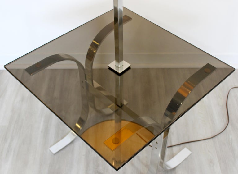 Mid-Century Modern Chrome Smoked Glass Floor Lamp Table Laurel, 1970s In Good Condition For Sale In Keego Harbor, MI