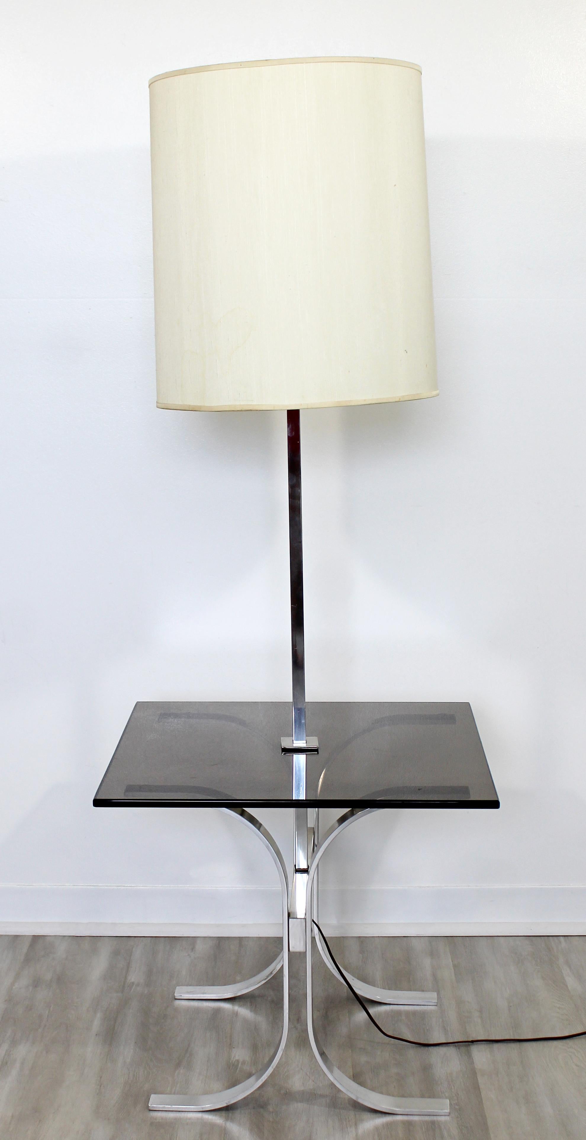 Mid-Century Modern Chrome Smoked Glass Floor Lamp Table Laurel, 1970s In Good Condition In Keego Harbor, MI