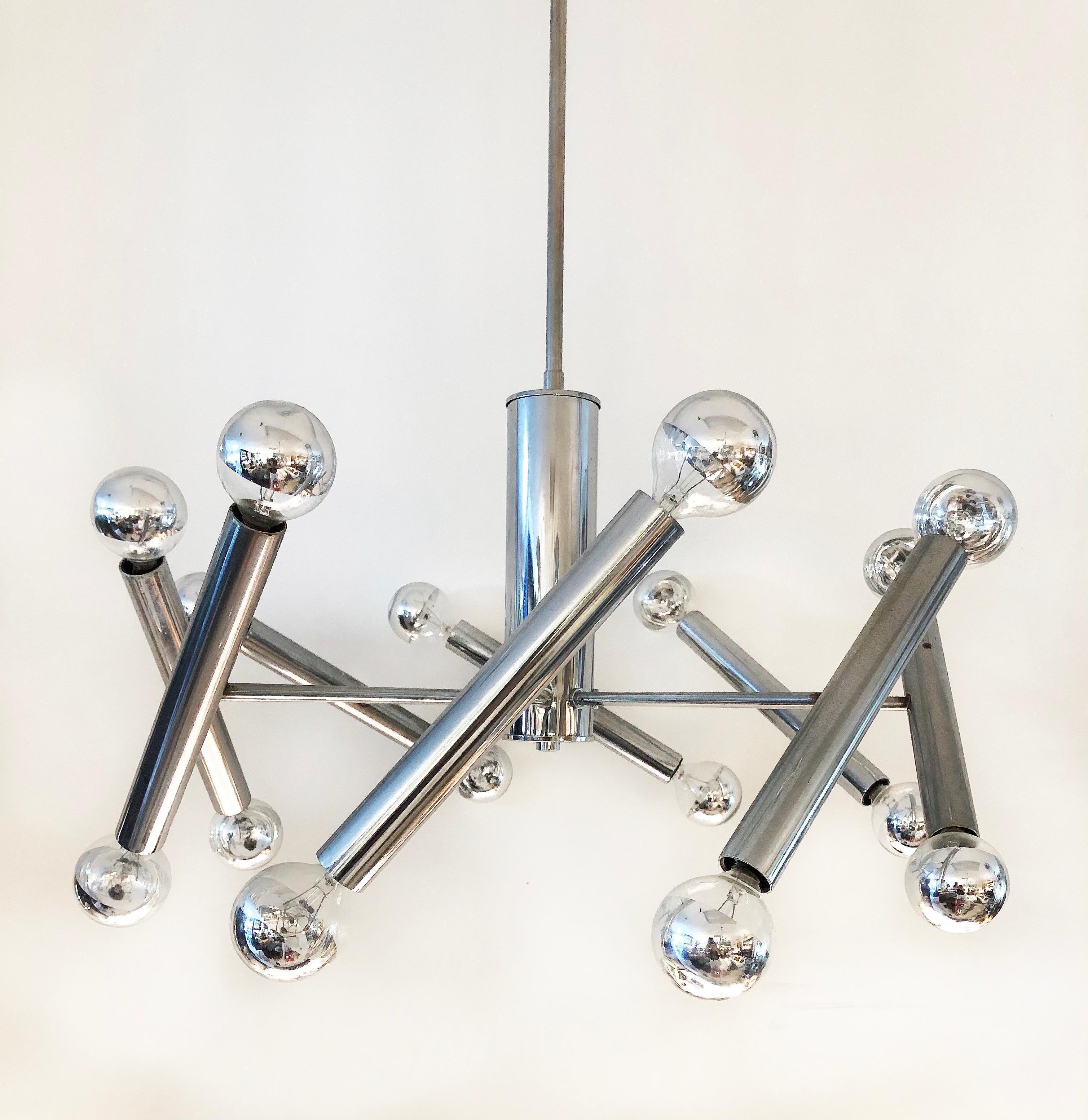 American Mid-Century Modern Chrome Sputnik 16-Light Chandelier, Wired and Working For Sale