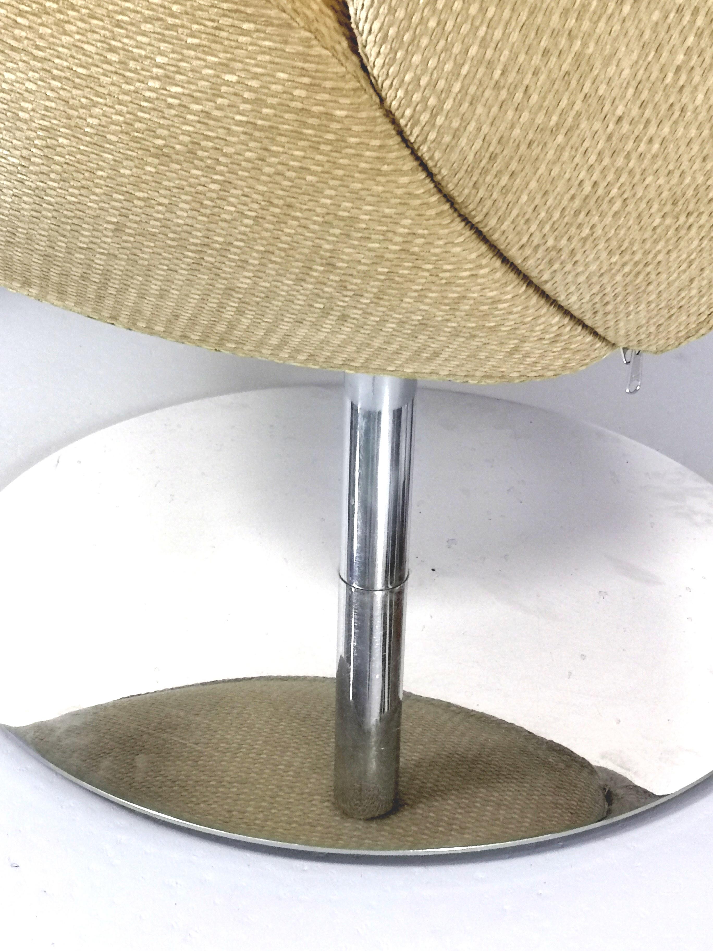 Fauteuil pivotant chromé moderne du milieu du siècle dernier 1