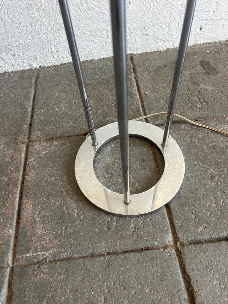Américain Lampe de table chromée moderne du milieu du siècle dernier à 3 cylindres 1970 par Paul Mayen en vente