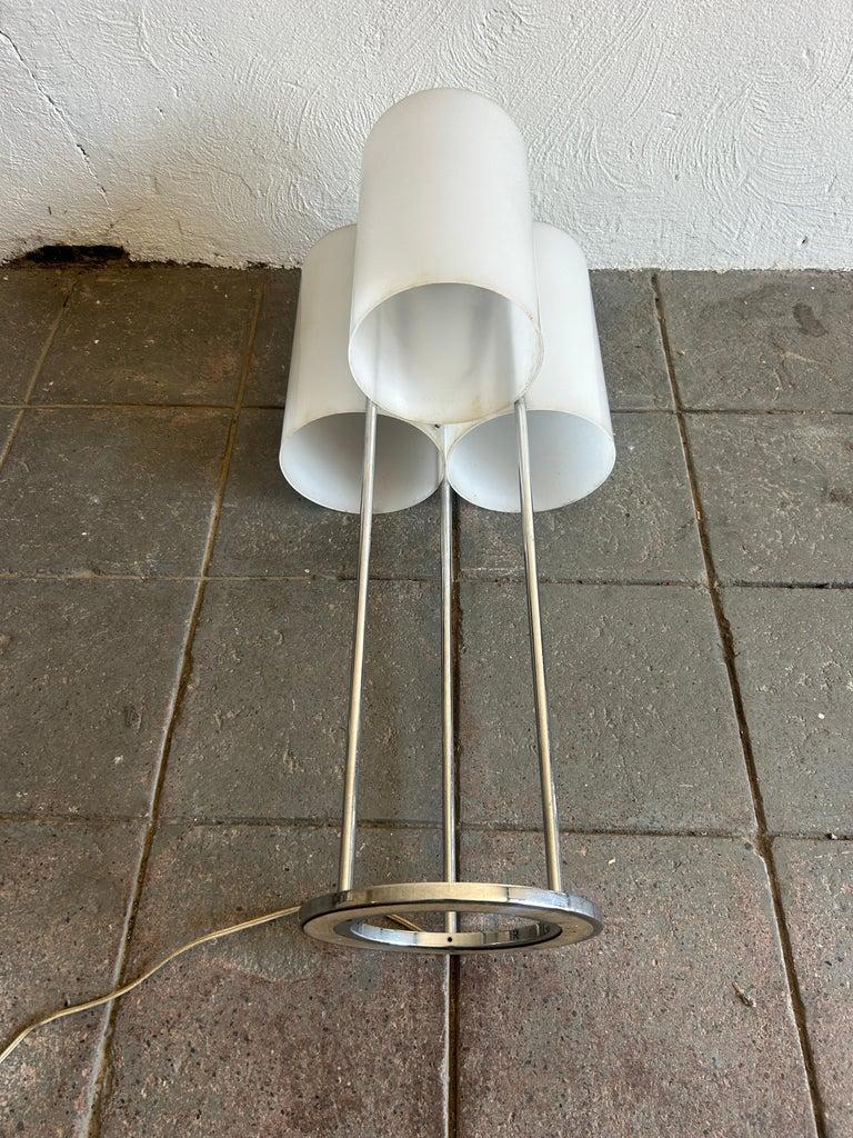 Chrome Lampe de table chromée moderne du milieu du siècle dernier à 3 cylindres 1970 par Paul Mayen en vente