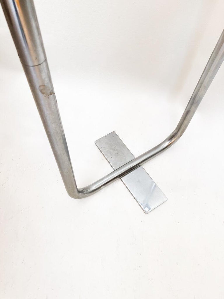 Mid Century Modern Chrome Towel Rack 1930s For Sale at 1stDibs