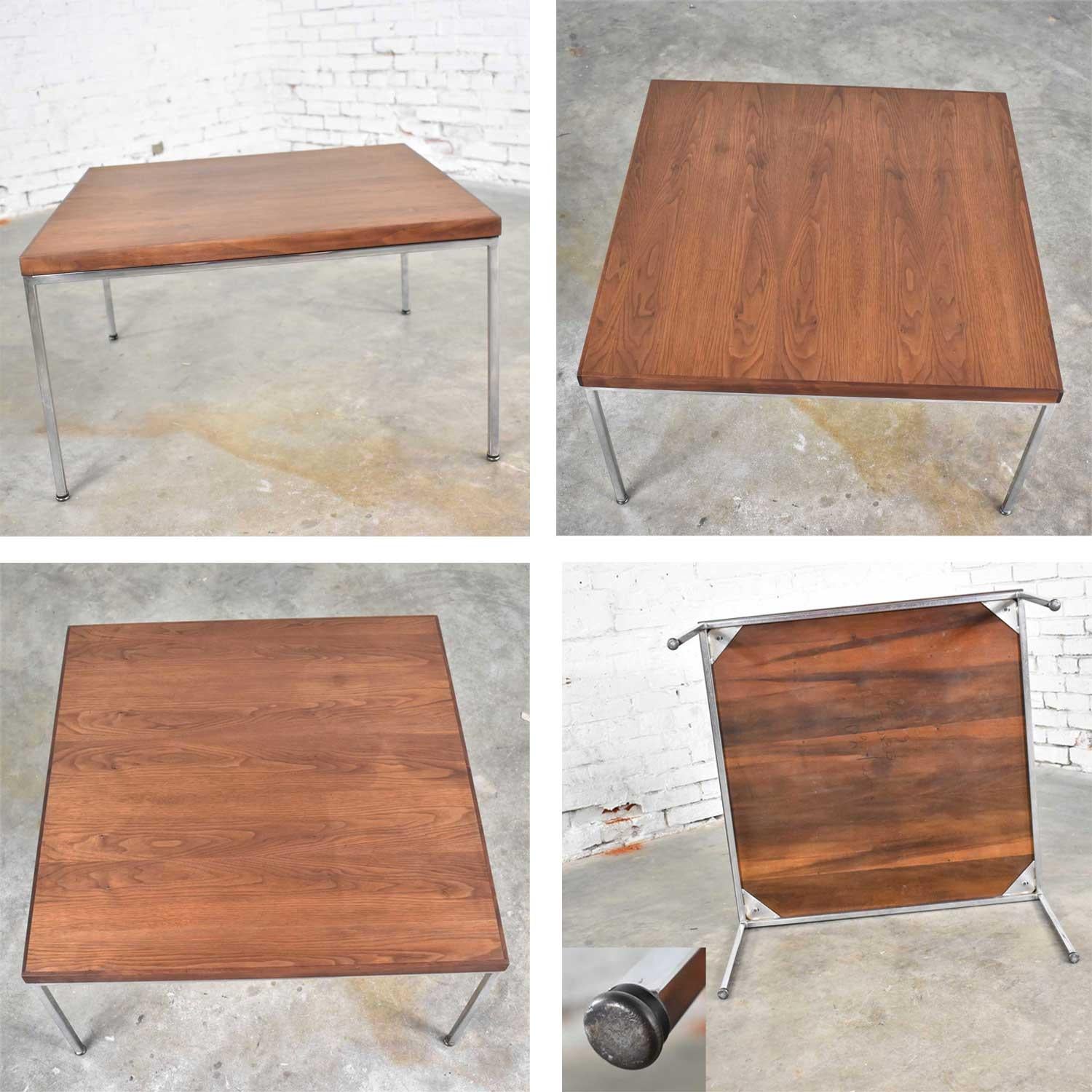 Mid-Century Modern Chrome & Walnut End or Coffee Table After Florence Knoll For Sale 9