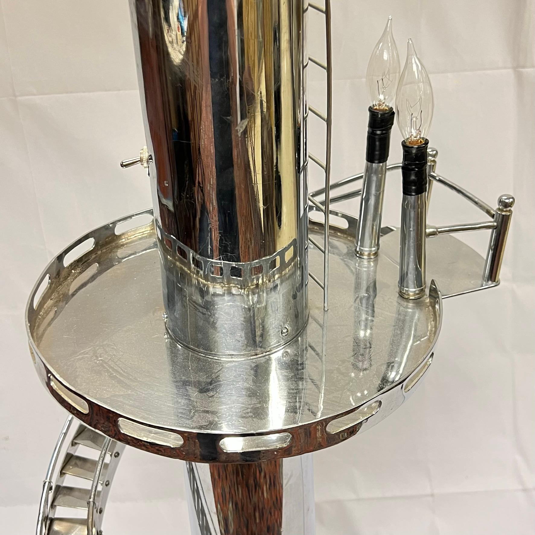 Mid-Century Modern Chromium Plated Tower Form Floor Lamp For Sale 11