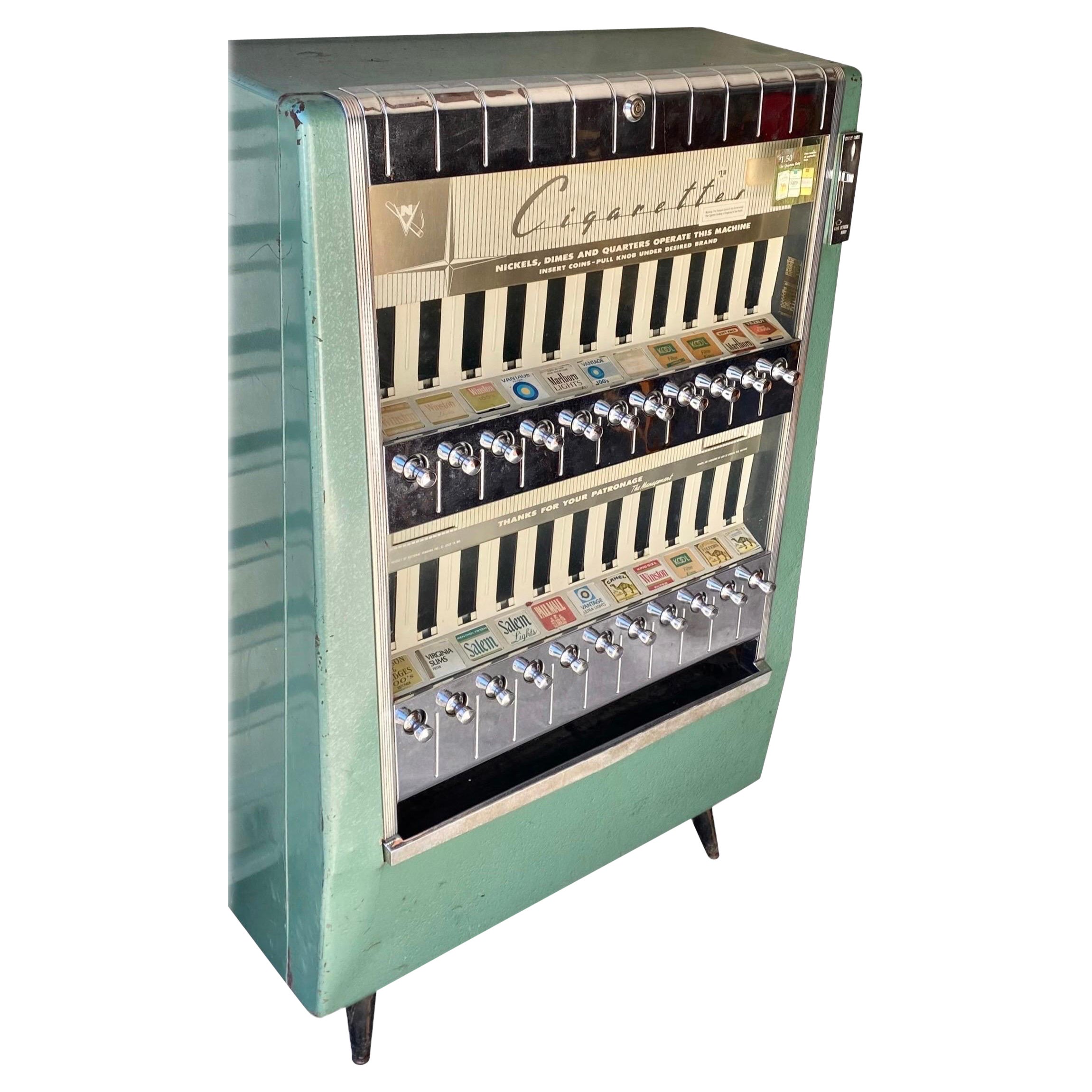 Máquina de cigarrillos moderna de mediados de siglo 1963