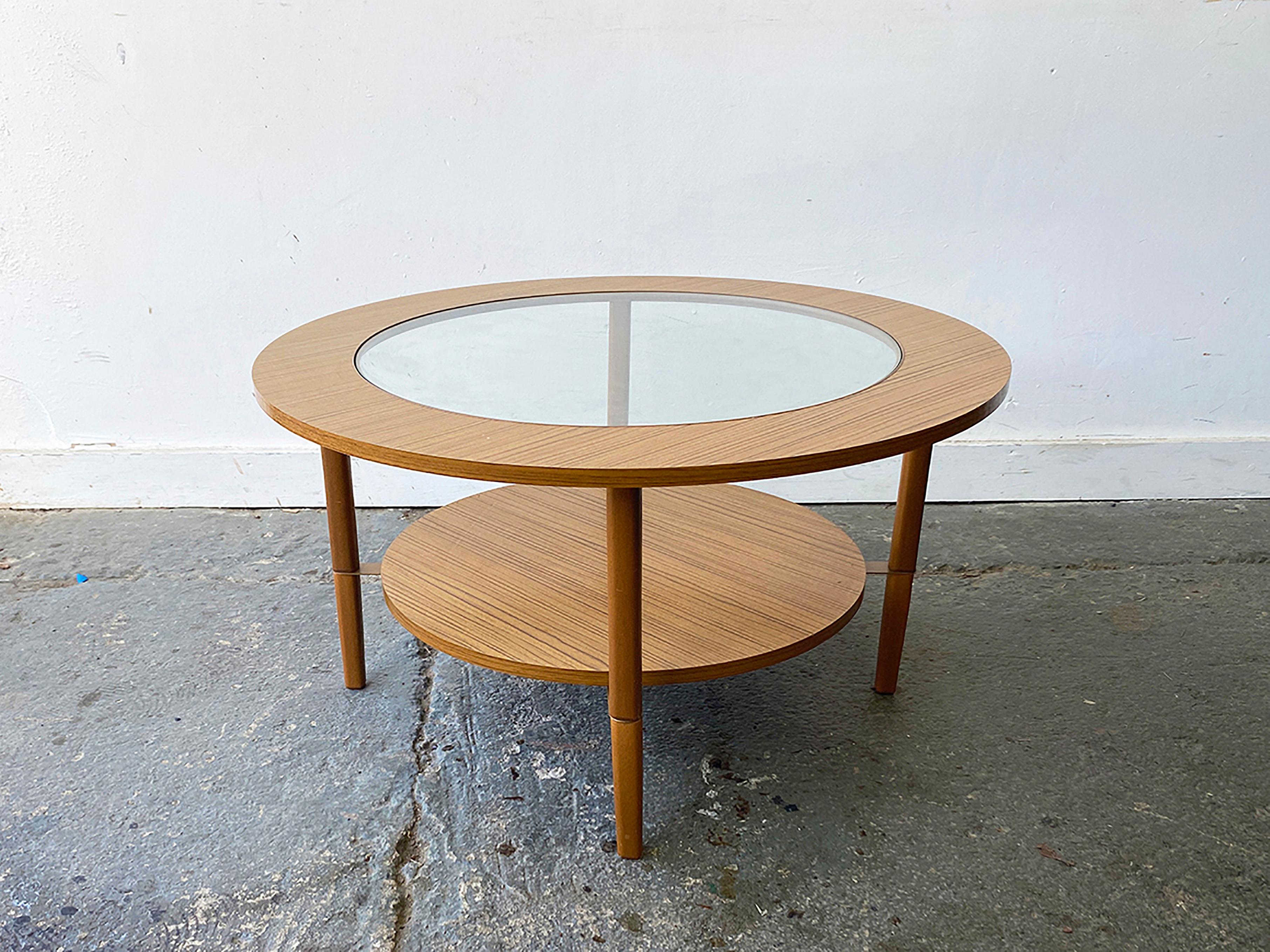 Glass Mid-Century Modern circular coffee table by Schreiber For Sale