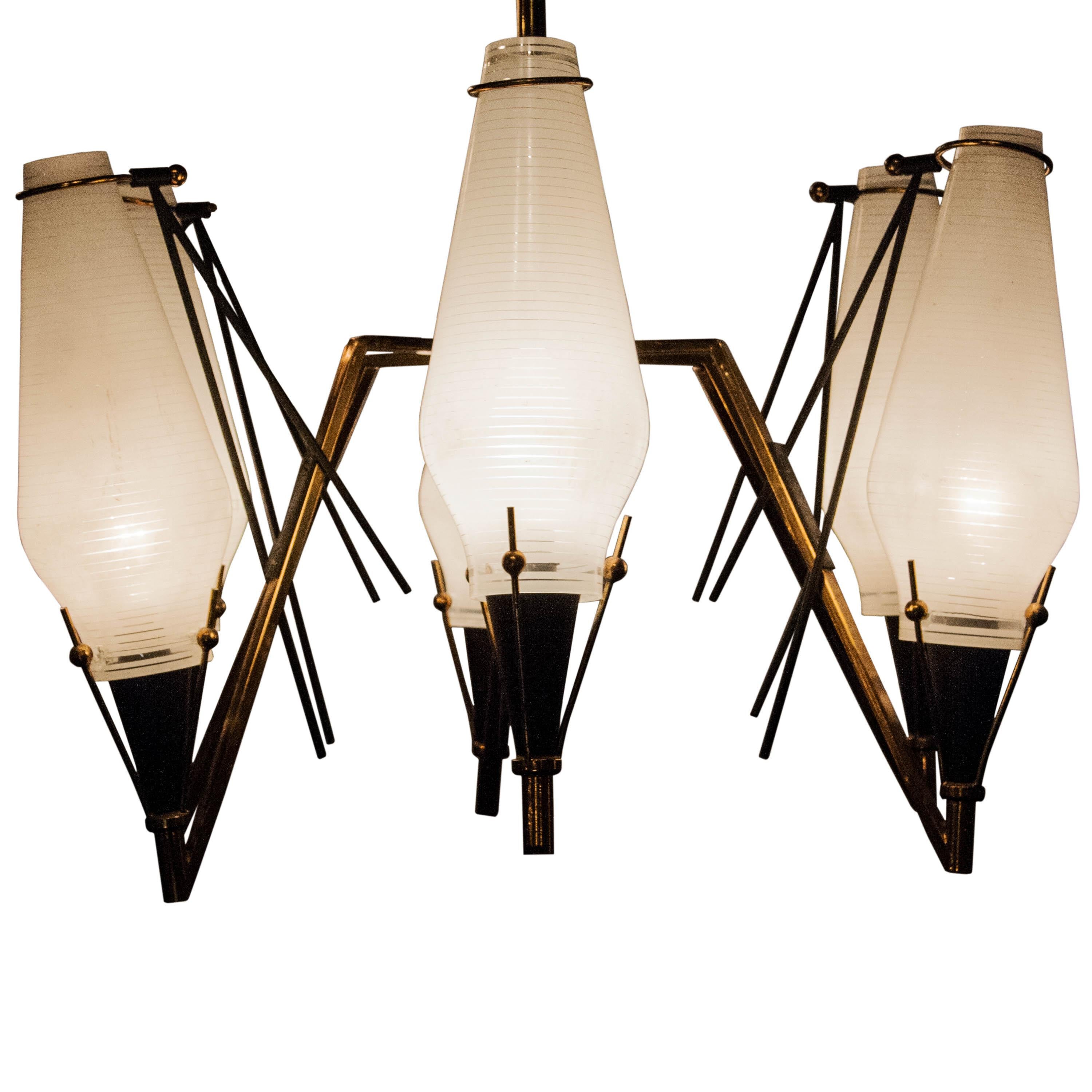 Ceiling lamp brass structure with eight points of light. Glass tulips molded by hand.
