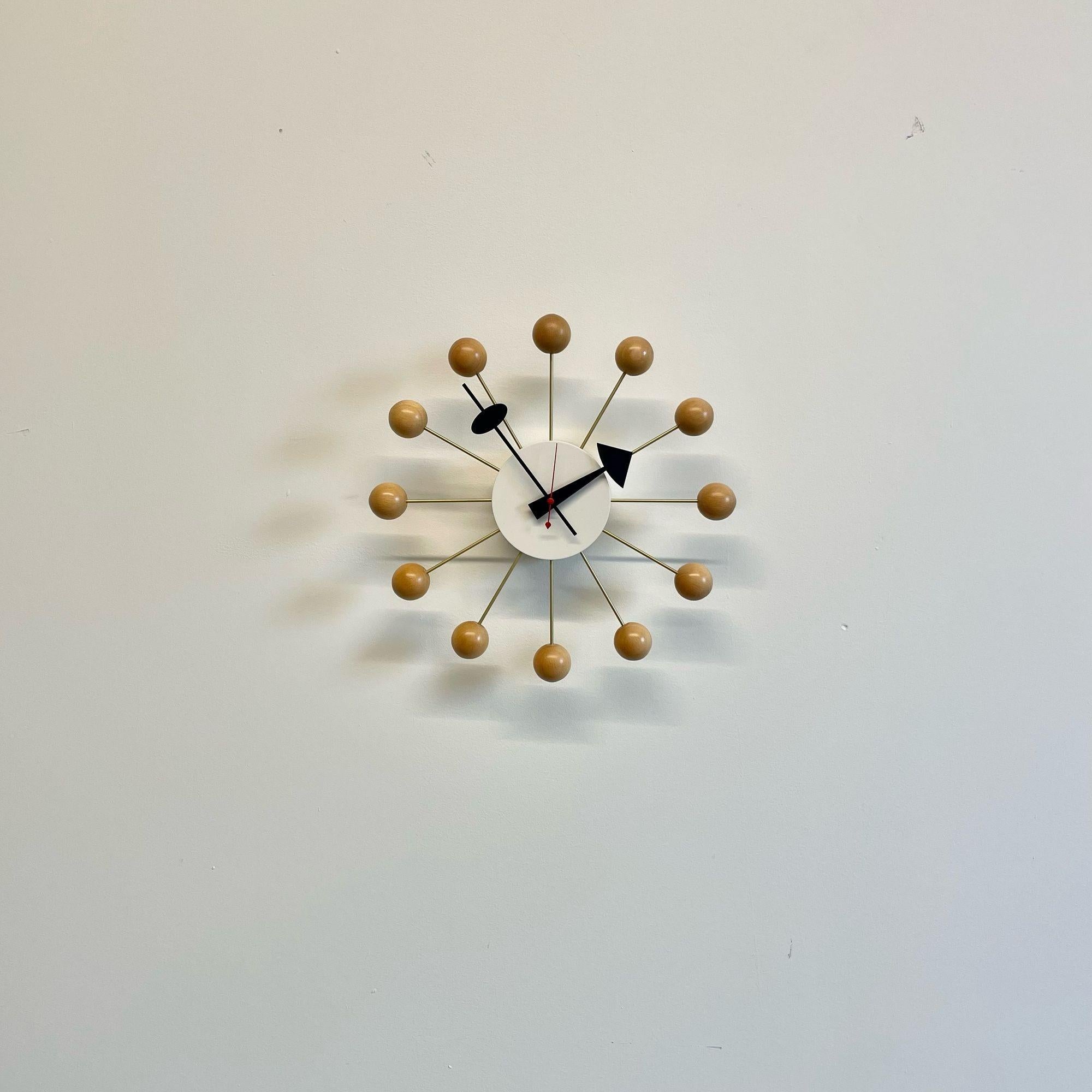Mid-Century Modern Circular Wall Clock by George Nelson, Howard Miller, Vitra 4