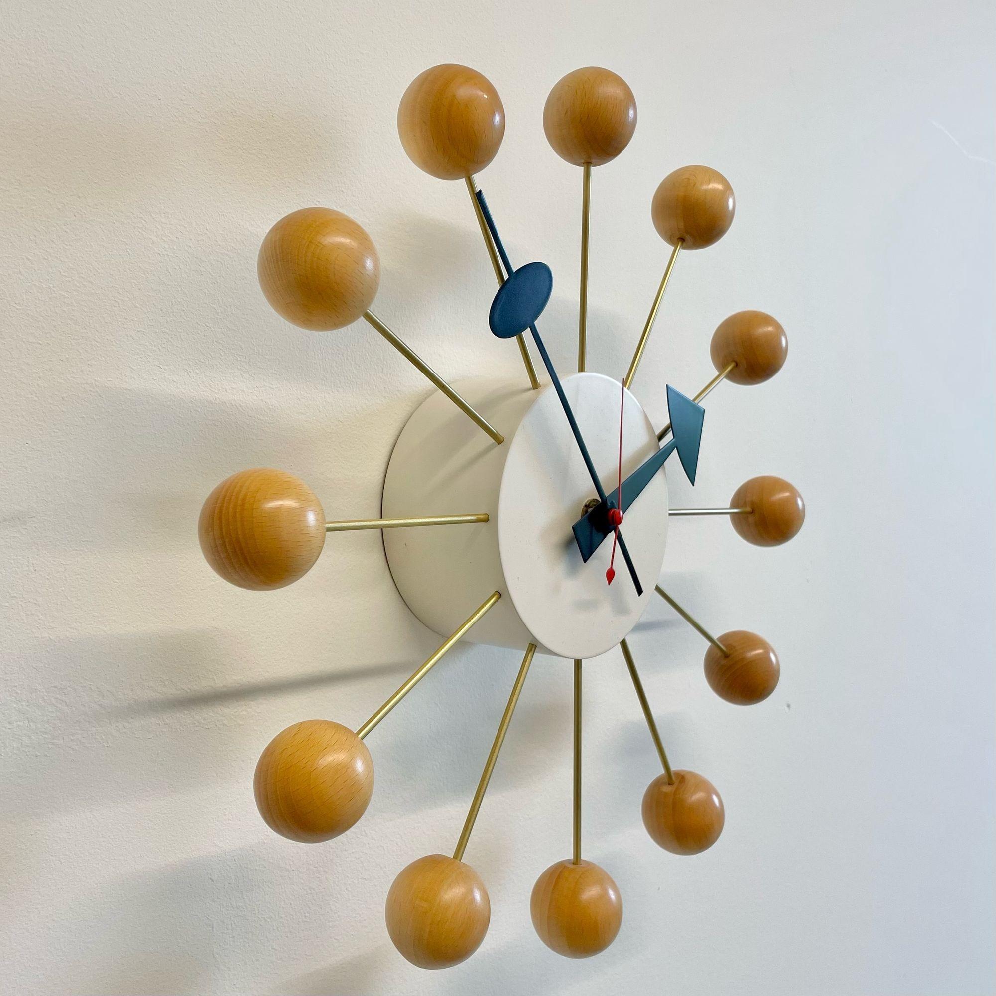 Metal Mid-Century Modern Circular Wall Clock by George Nelson, Howard Miller, Vitra