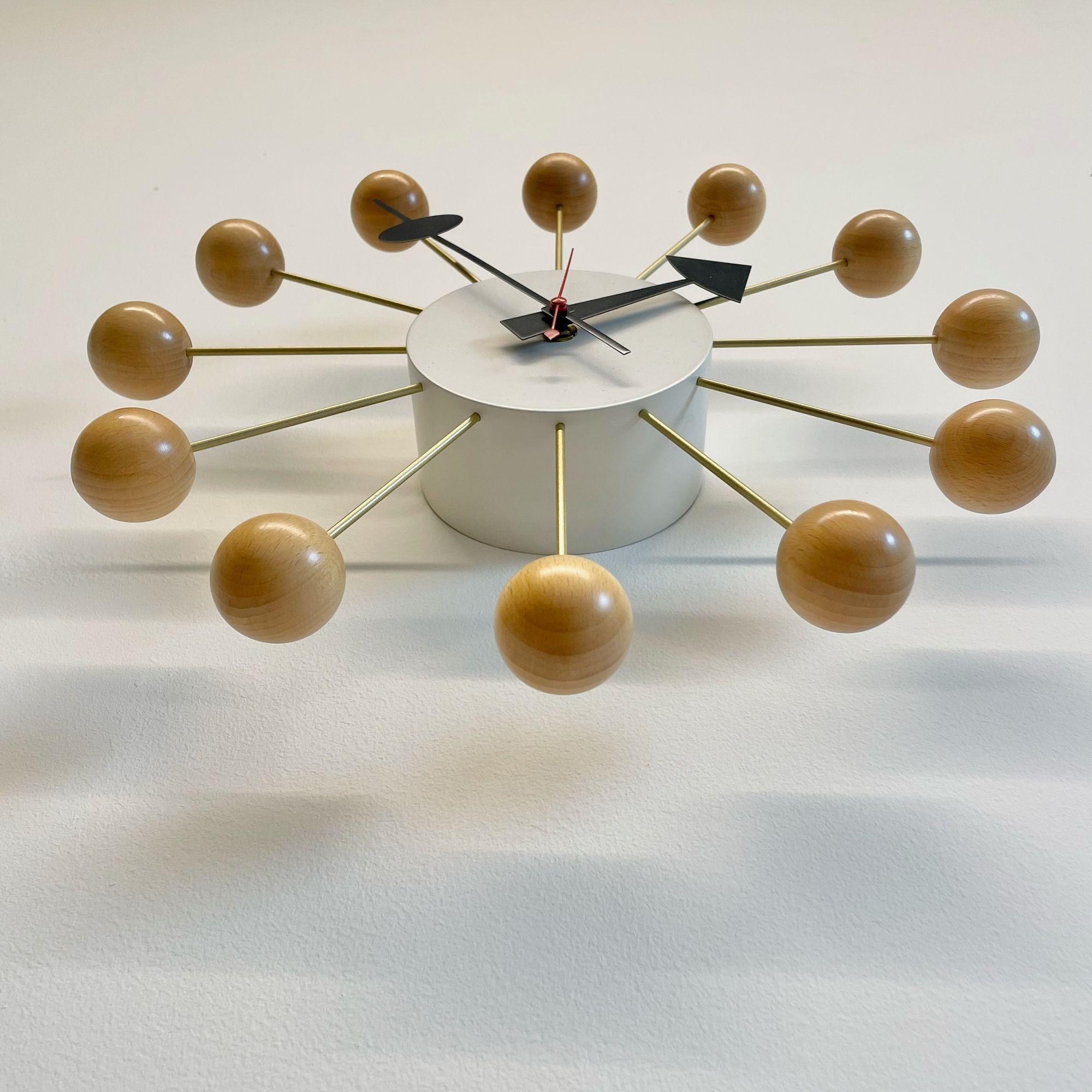 Mid-Century Modern Circular Wall Clock by George Nelson, Howard Miller, Vitra 3