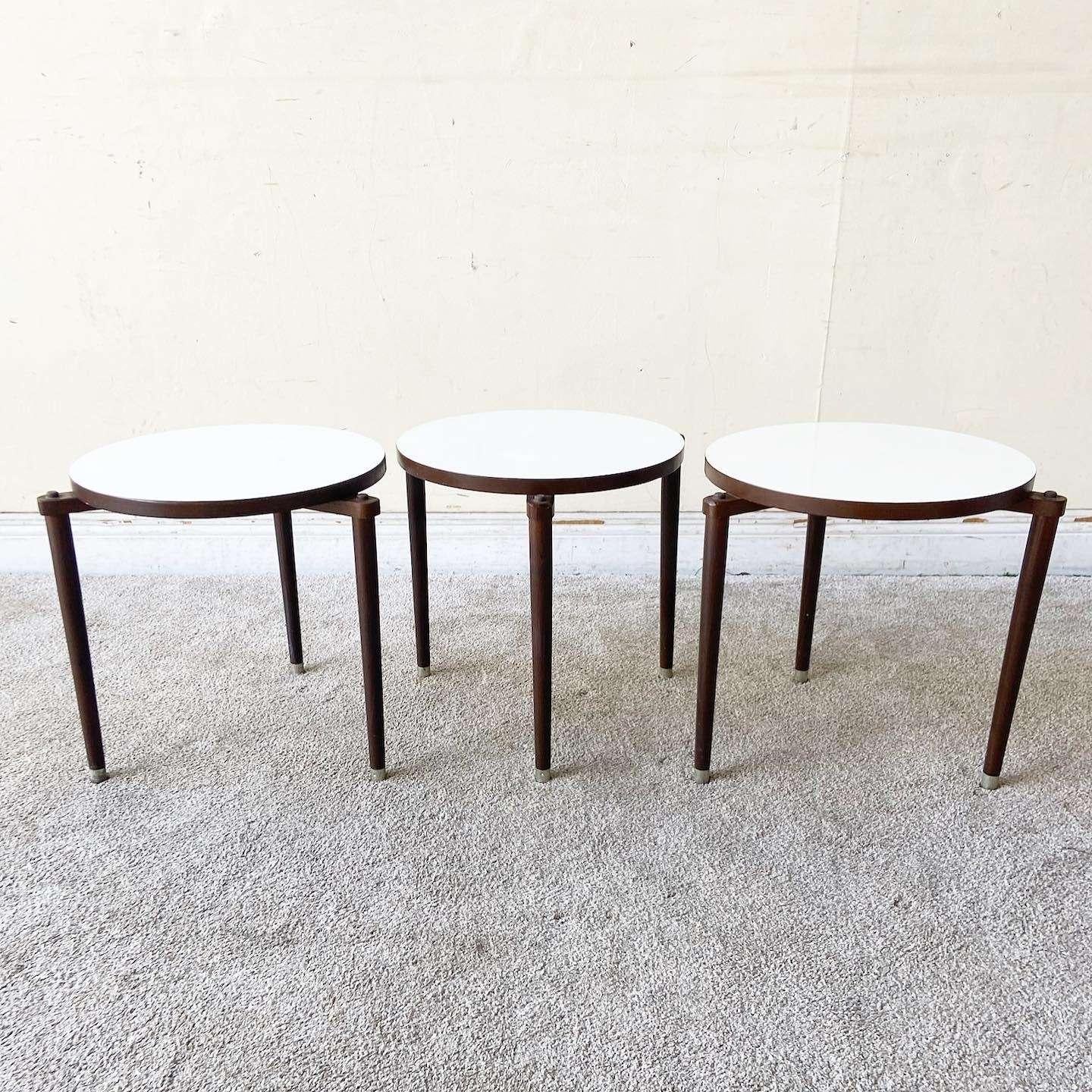 Mid-Century Modern Mid Century Modern Circular White Top Nesting Tables - Set of 3 For Sale