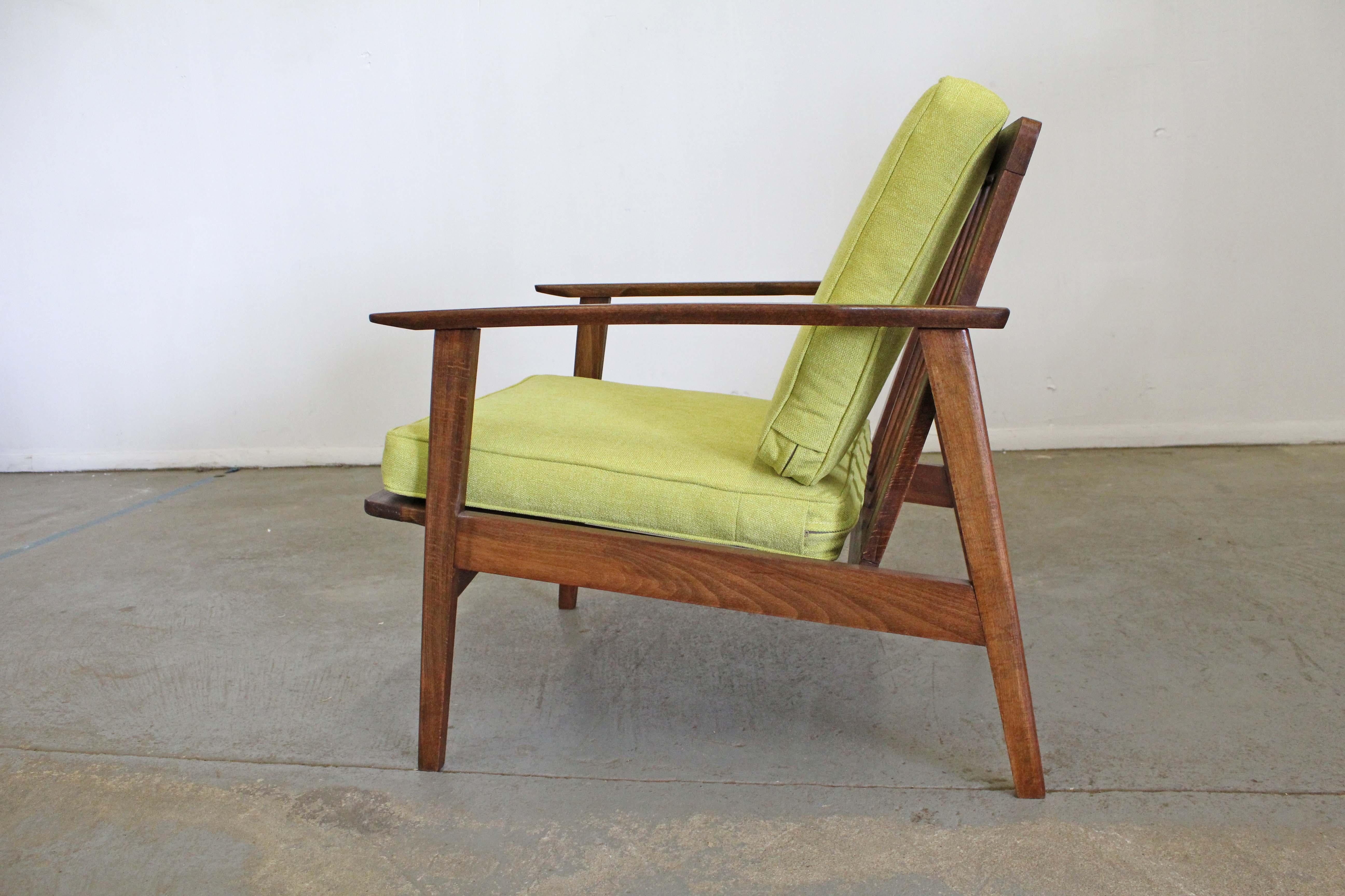 Mid-Century Modern 'Citron' Walnut Lounge Armchair In Good Condition In Wilmington, DE