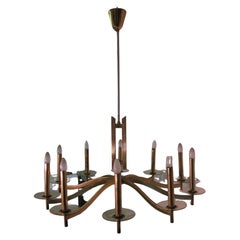 Lustre à dix bras de lumière en laiton, classique et moderne du milieu du siècle, avec bobeches en verre