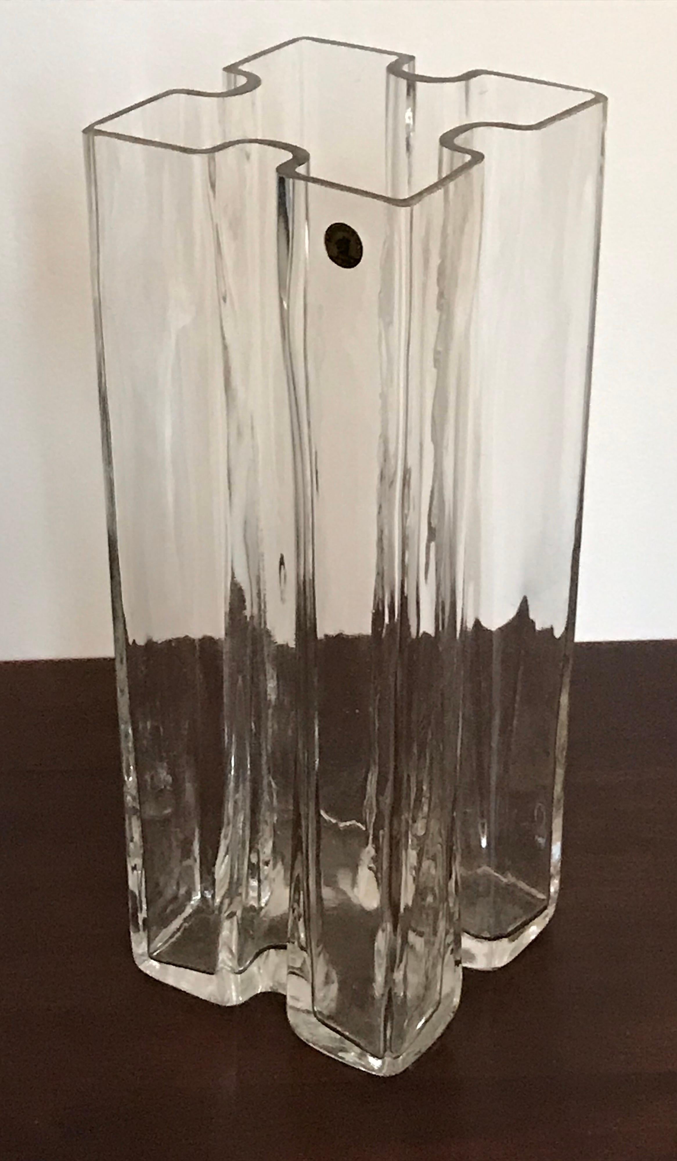 Mid-Century Modern Mid Century Modern Clear Crystal Vase by Tamara Aladin, Riihimaen Lasi, Finland For Sale