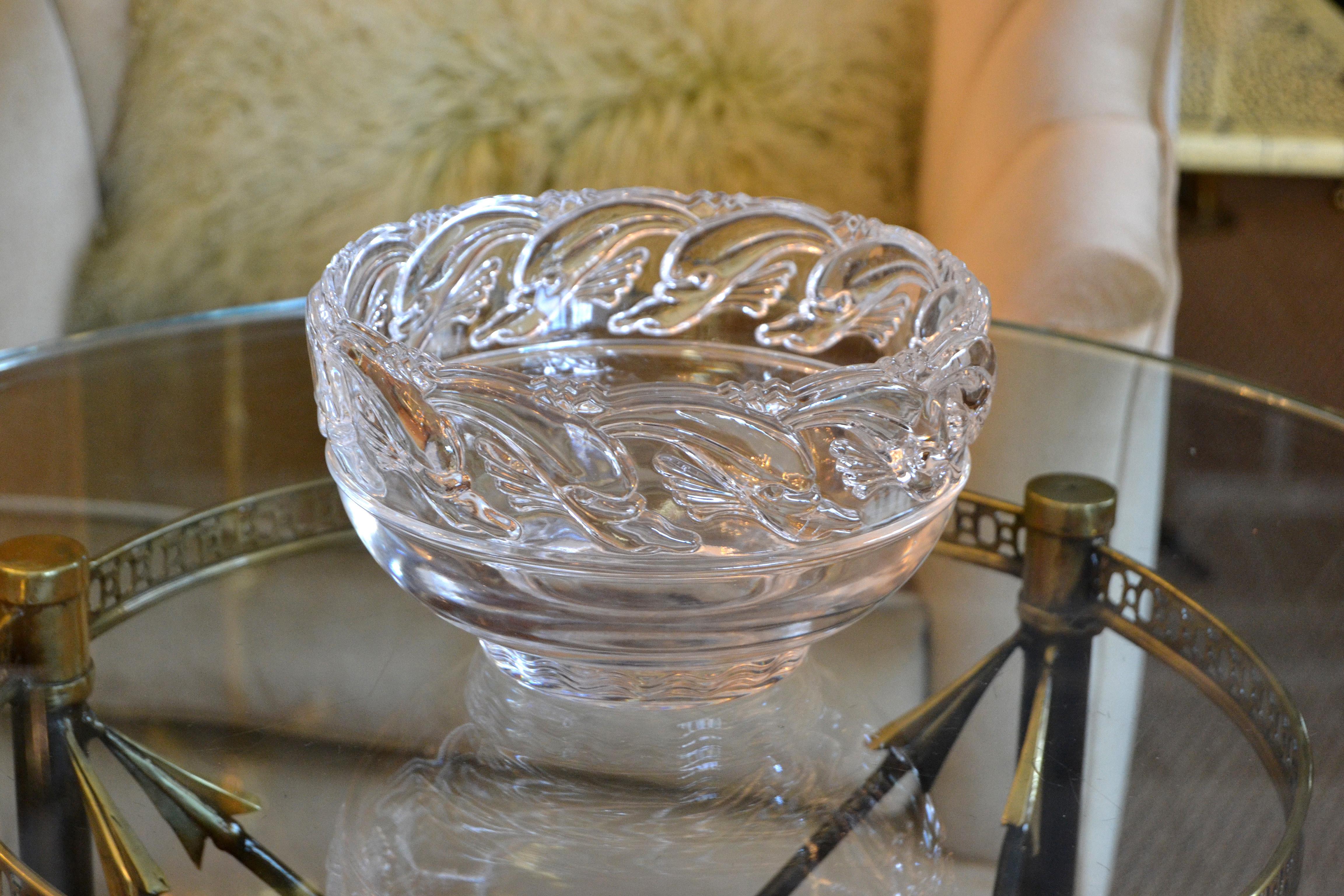 Mid-Century Modern Clear Tiffany & Company Art Glass Crystal Bowl with Dolphins For Sale 4