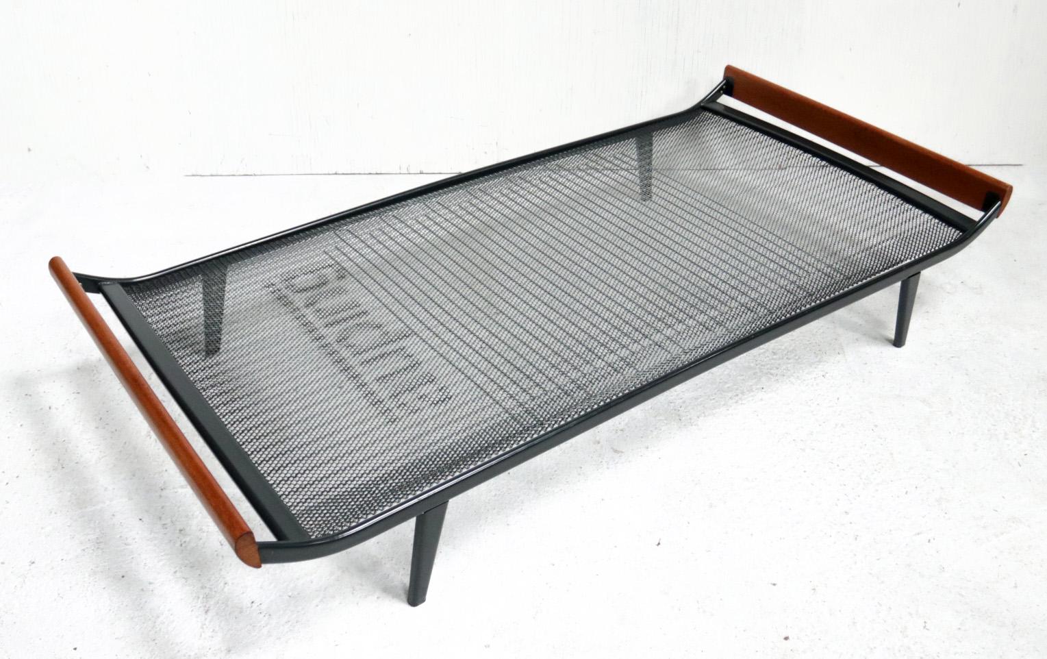 cleopatra bed frame