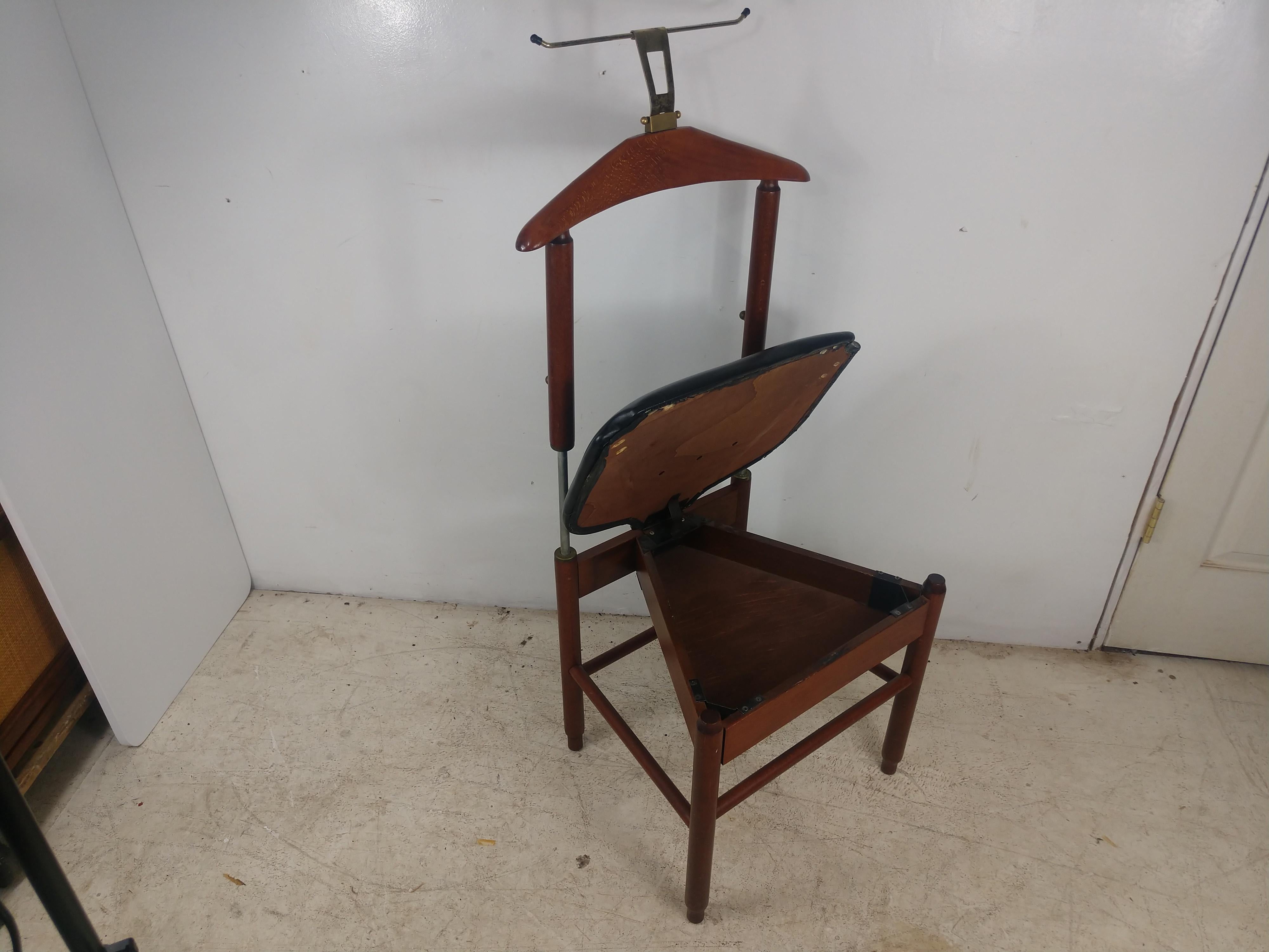 Mid-Century Modern Clothes Valet by Fratelli Regiutti 2
