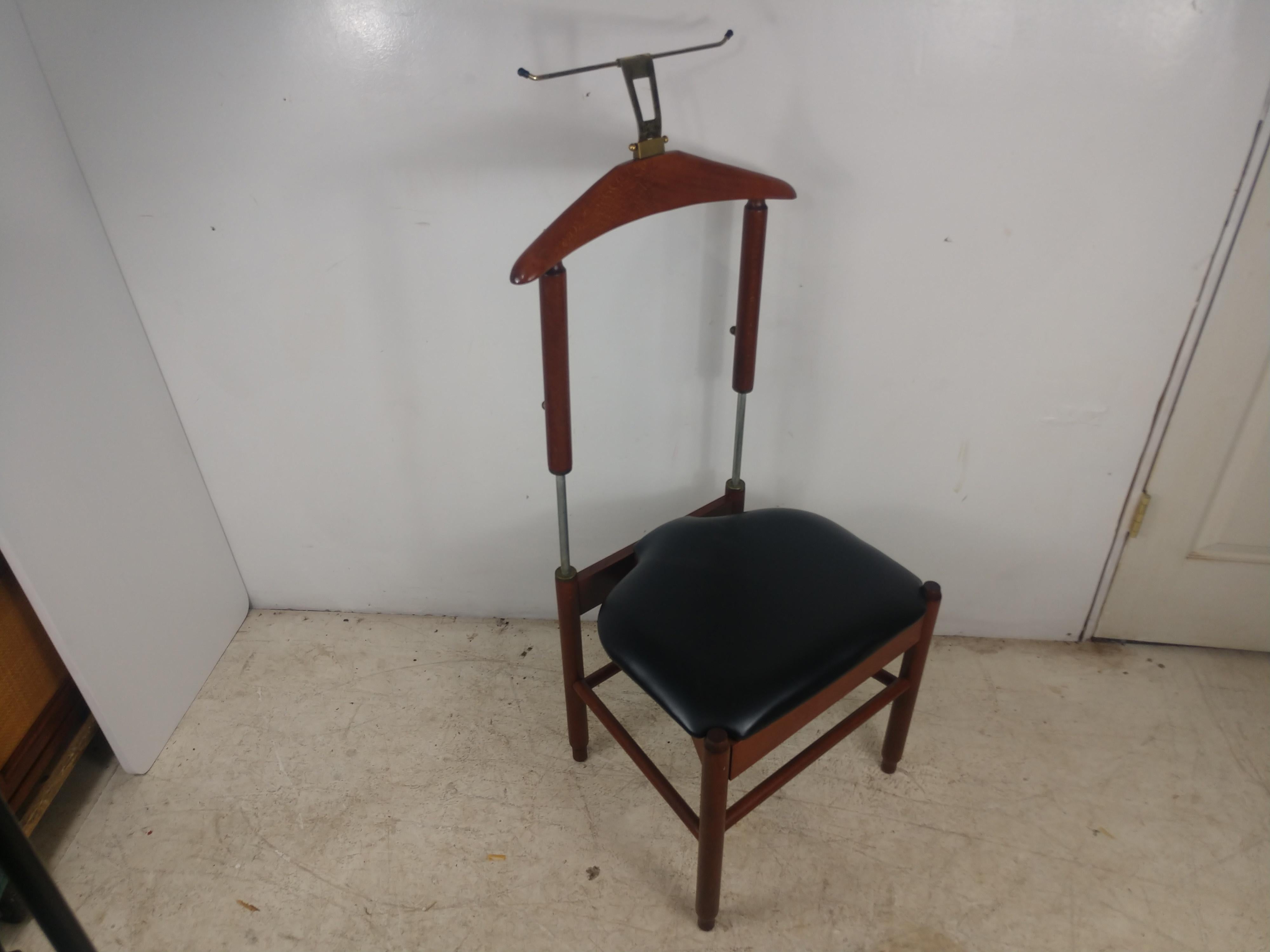Mid-Century Modern Clothes Valet by Fratelli Regiutti 3