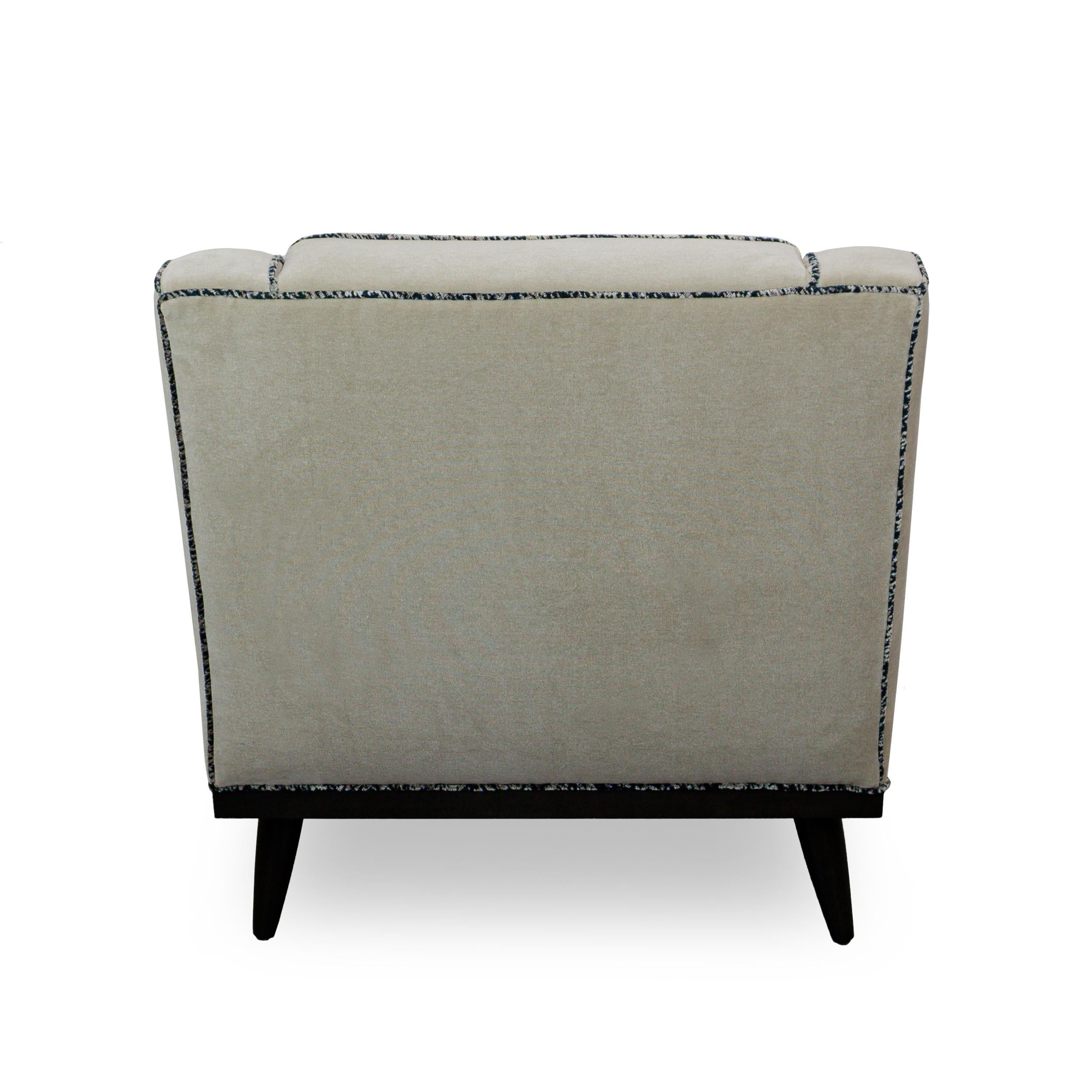 Moderner Clubsessel aus der Jahrhundertmitte mit beigem Samt und karbongebeizten Beinen, Custom NA im Angebot 4