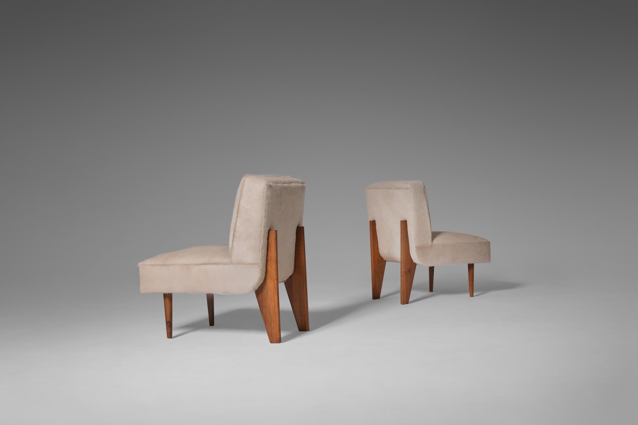 Mid-Century Modern Club Chairs in Pony Hide and Walnut 2