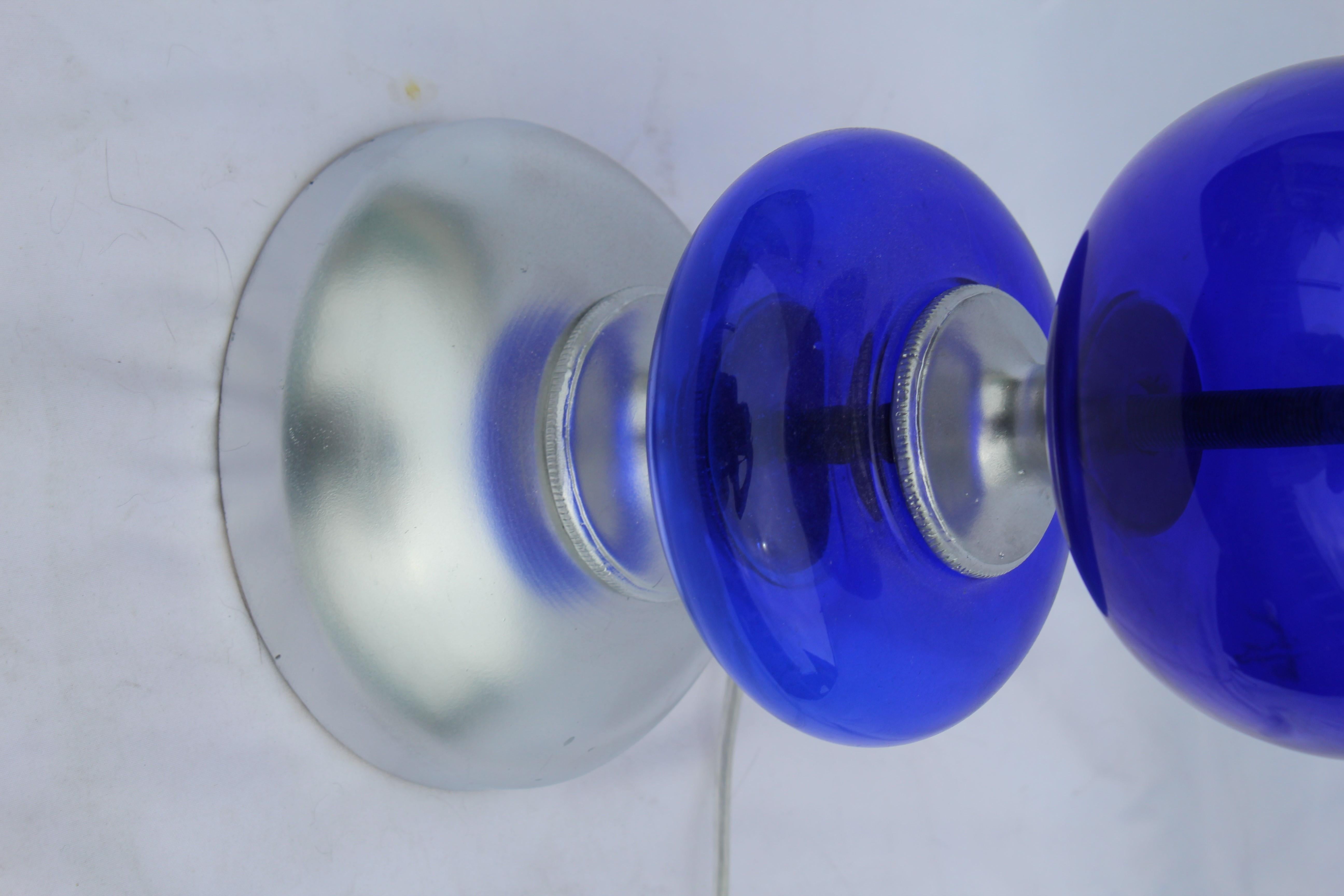Mid-Century Modern Cobalt Blue Glass Lamps Pair For Sale 1