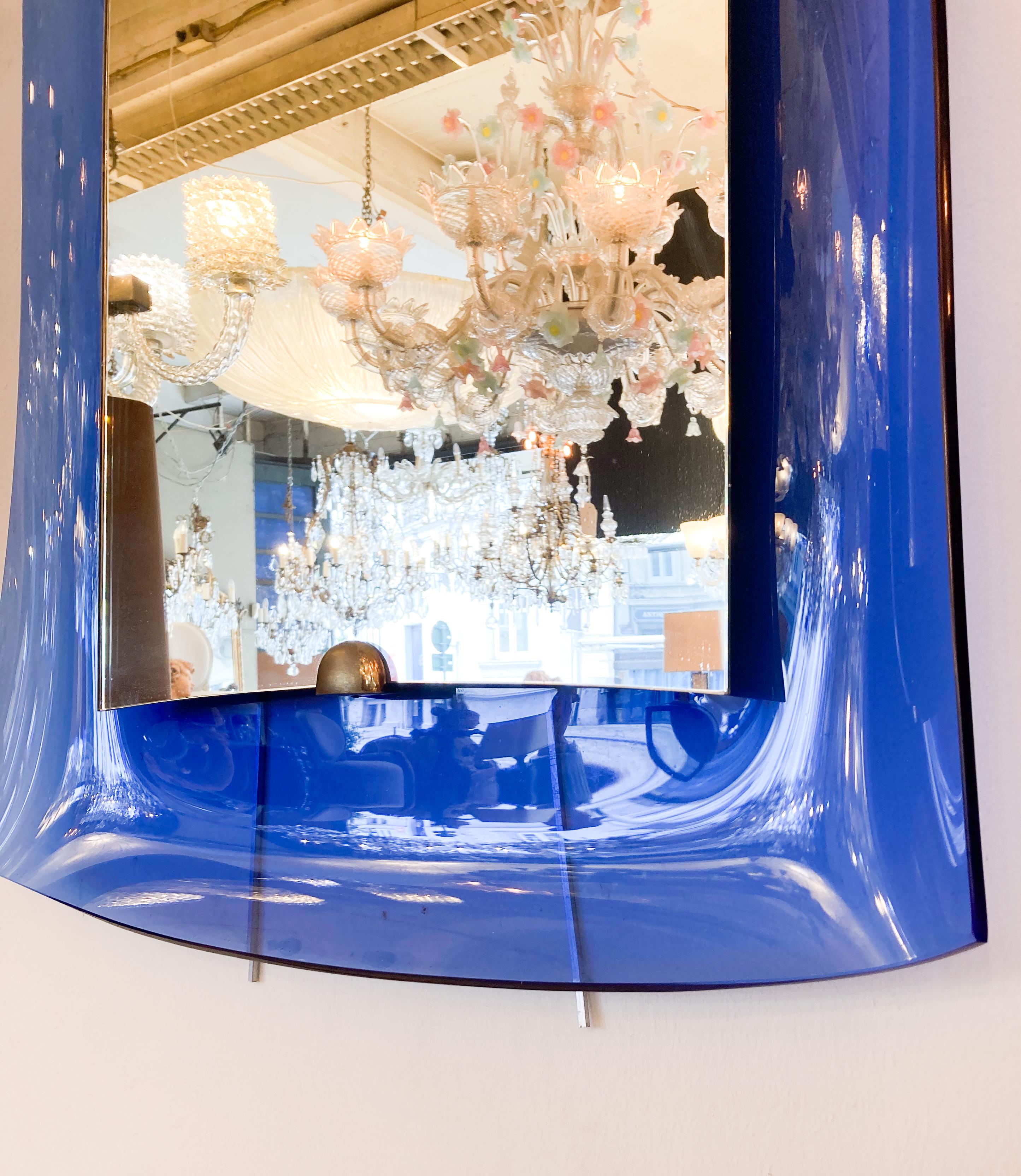 Milieu du XXe siècle Miroir en verre bleu cobalt The Moderns, Italie, années 1950 en vente