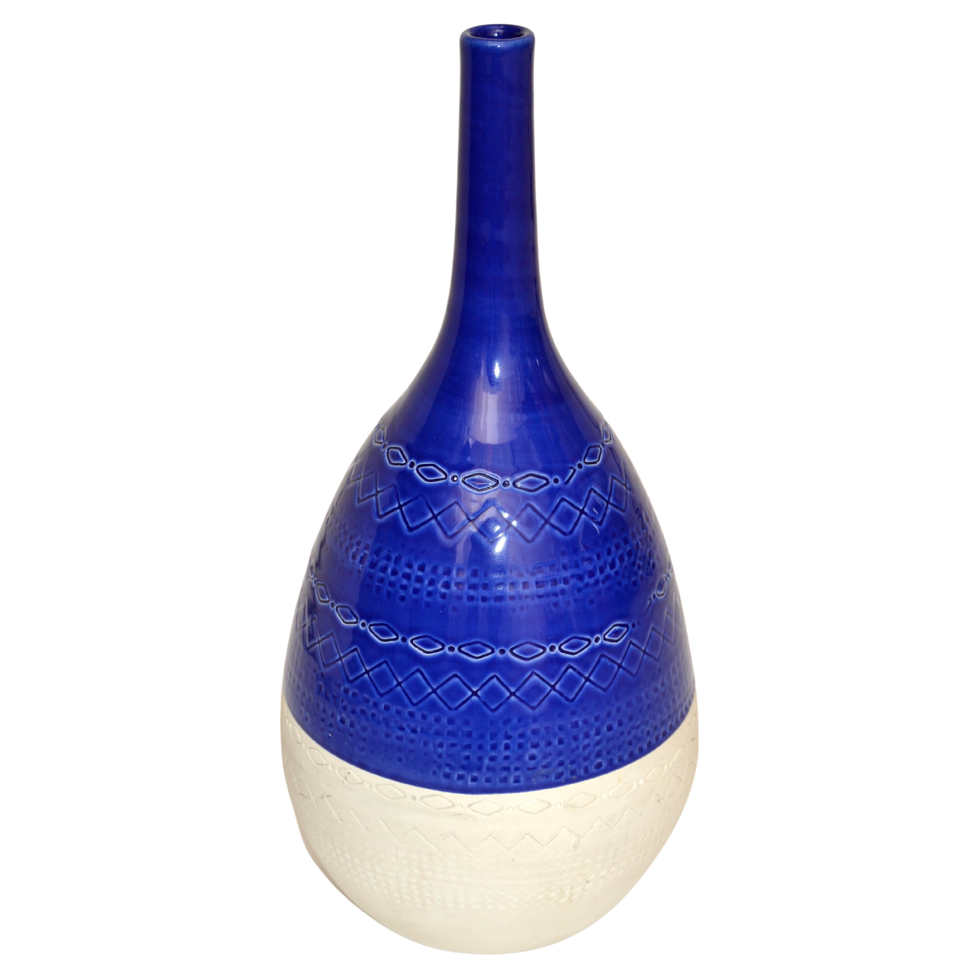 Mid-Century Modern Cobalt Blue & White Bitossi Style Ceramic Tadinate Vase Italy For Sale