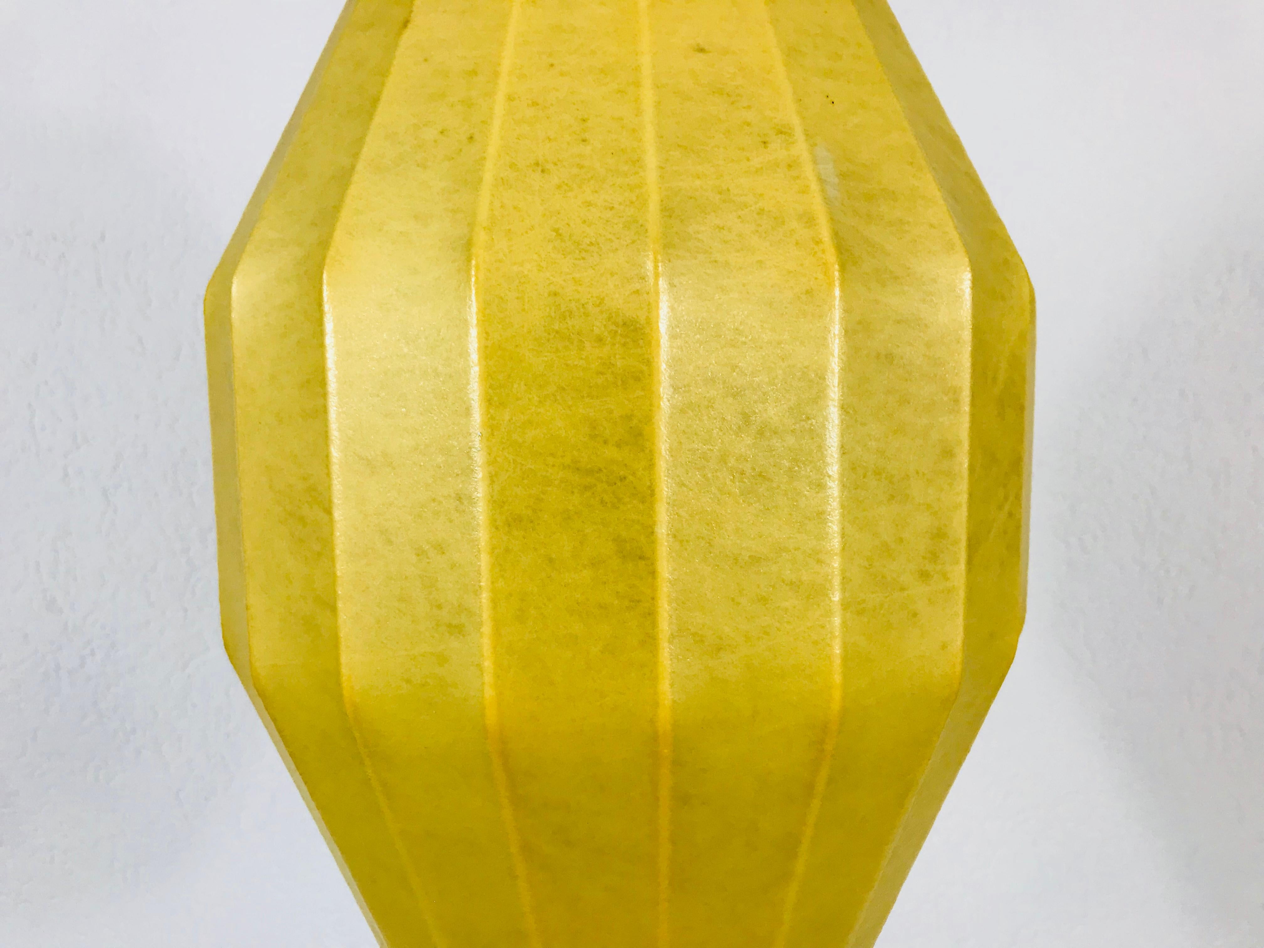 Bakelite Mid-Century Modern Cocoon Pendant Lamp, 1960s, Italy